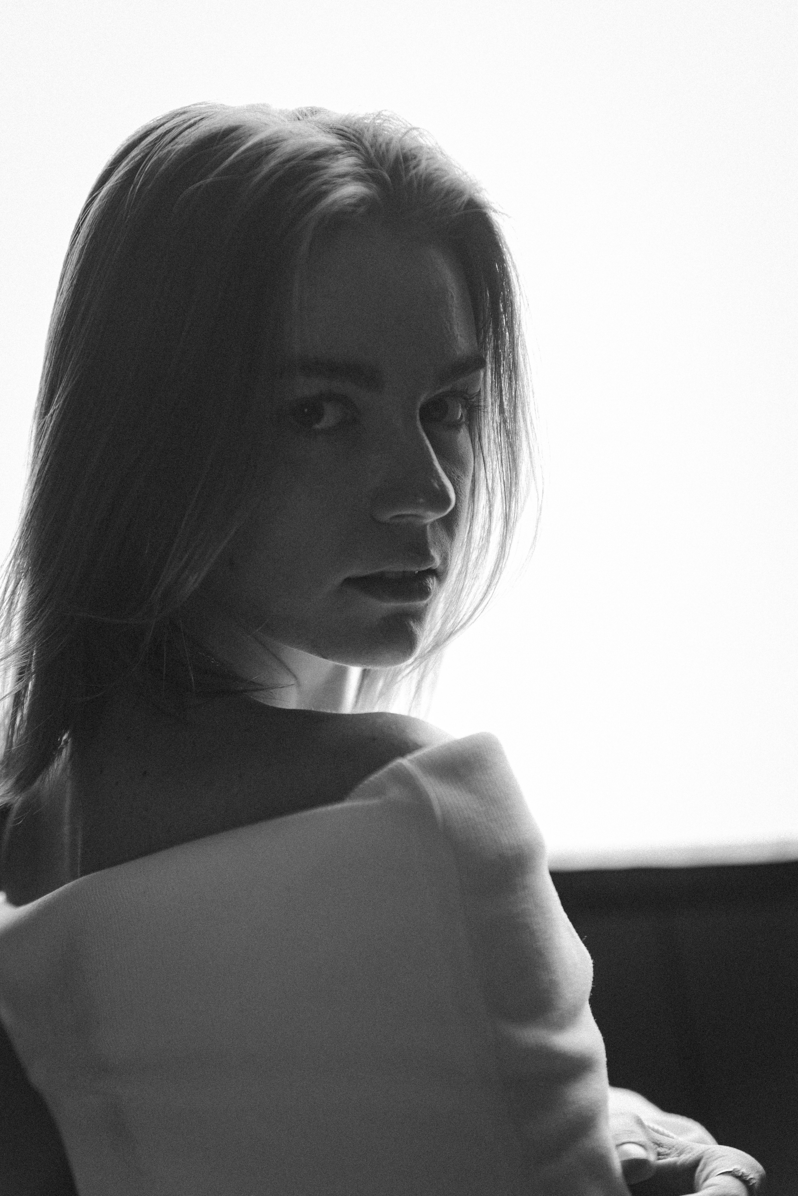 Портретная фотосессия в студии СПб. Портретный и репортажный фотограф в Санкт-Петербурге