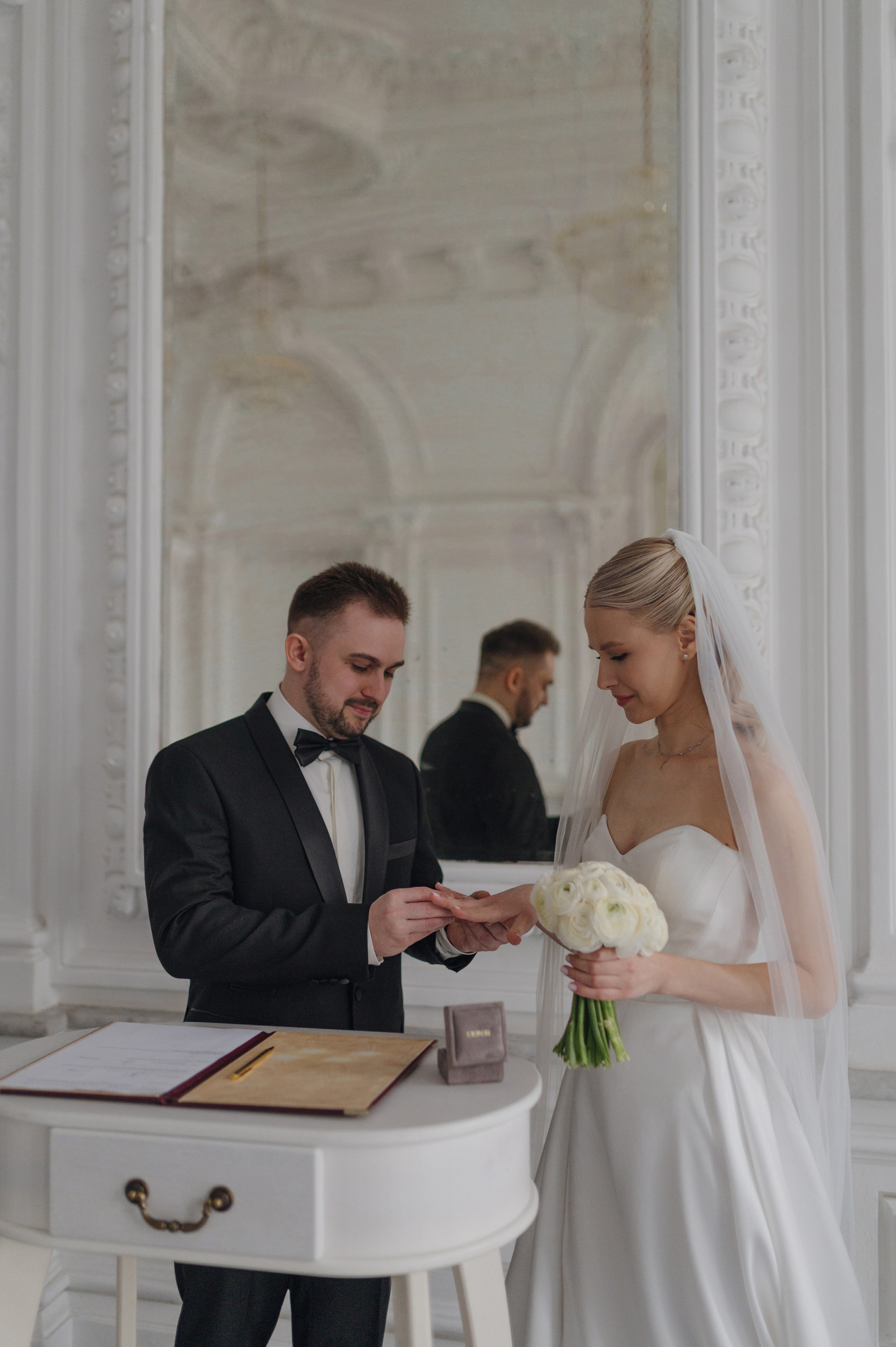 Александра и Алексей, Особняк Спиридонова и Усадьба Муравьевых-Апостолов. Свадебный фотограф Москва и Санкт-Петербург. Анастасия Чудина