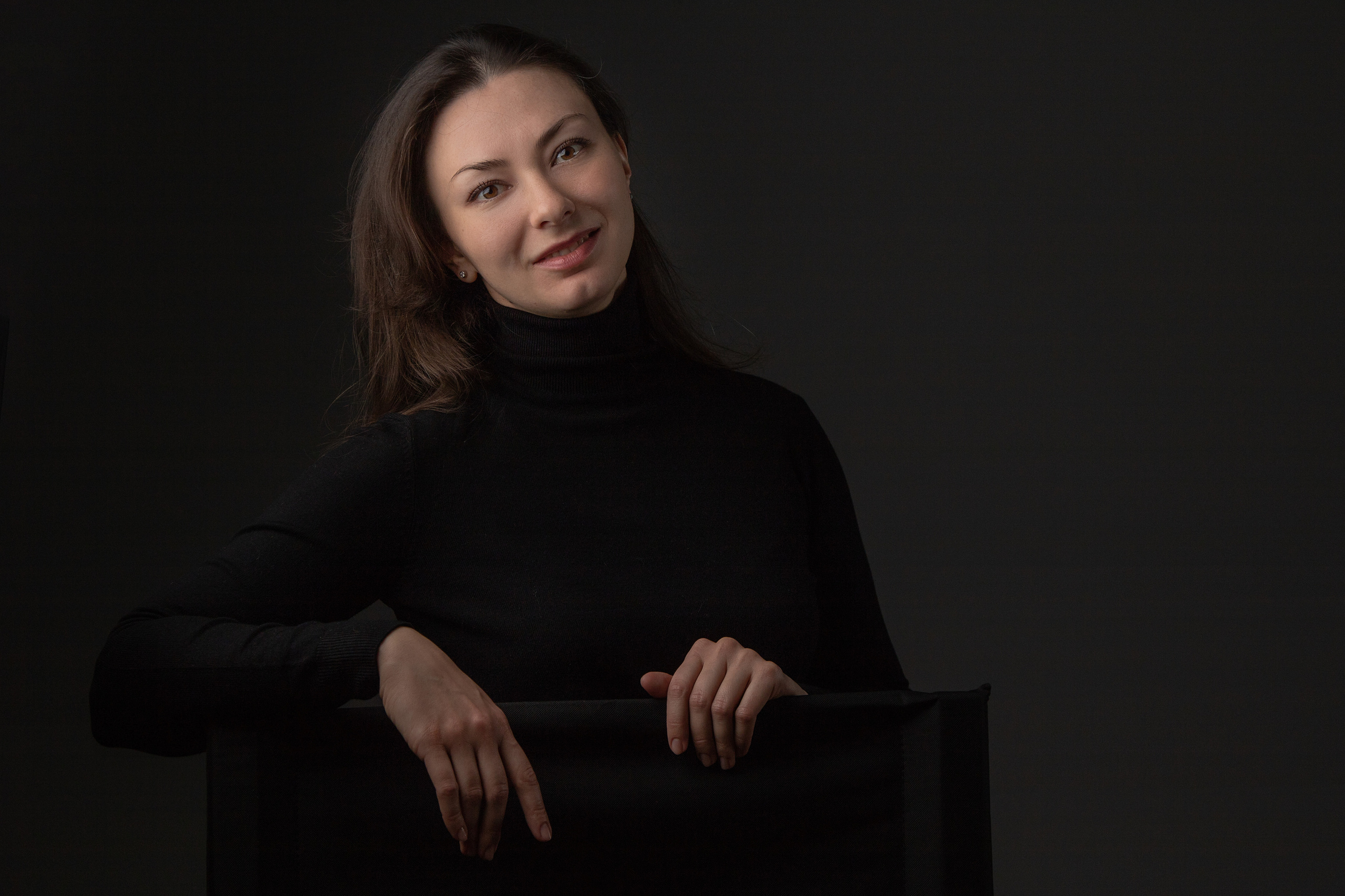 Женский портрет в тёмном ключе. Балетный фотограф в Москве Галина Молчанова