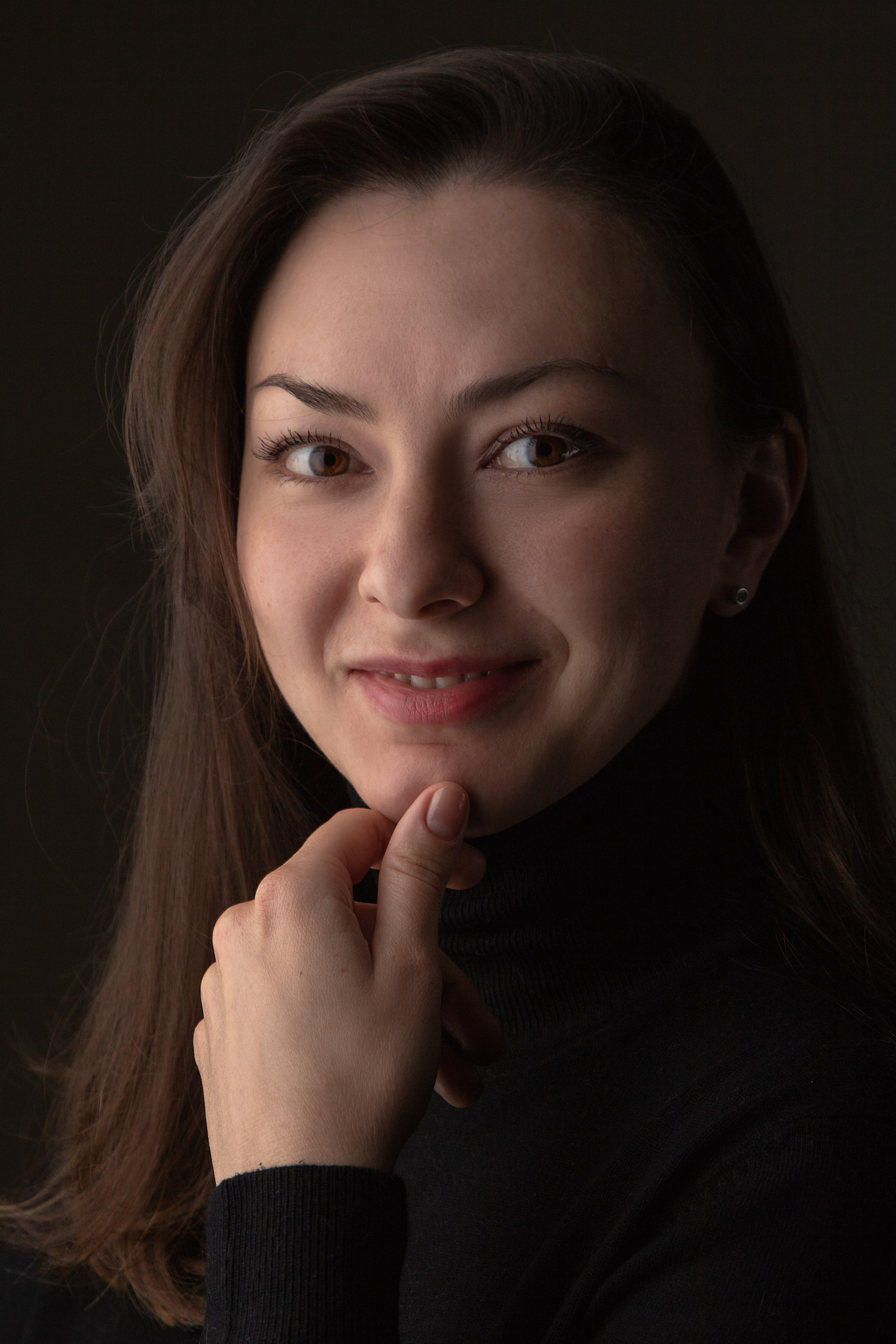 Женский портрет в тёмном ключе. Балетный фотограф в Москве Галина Молчанова