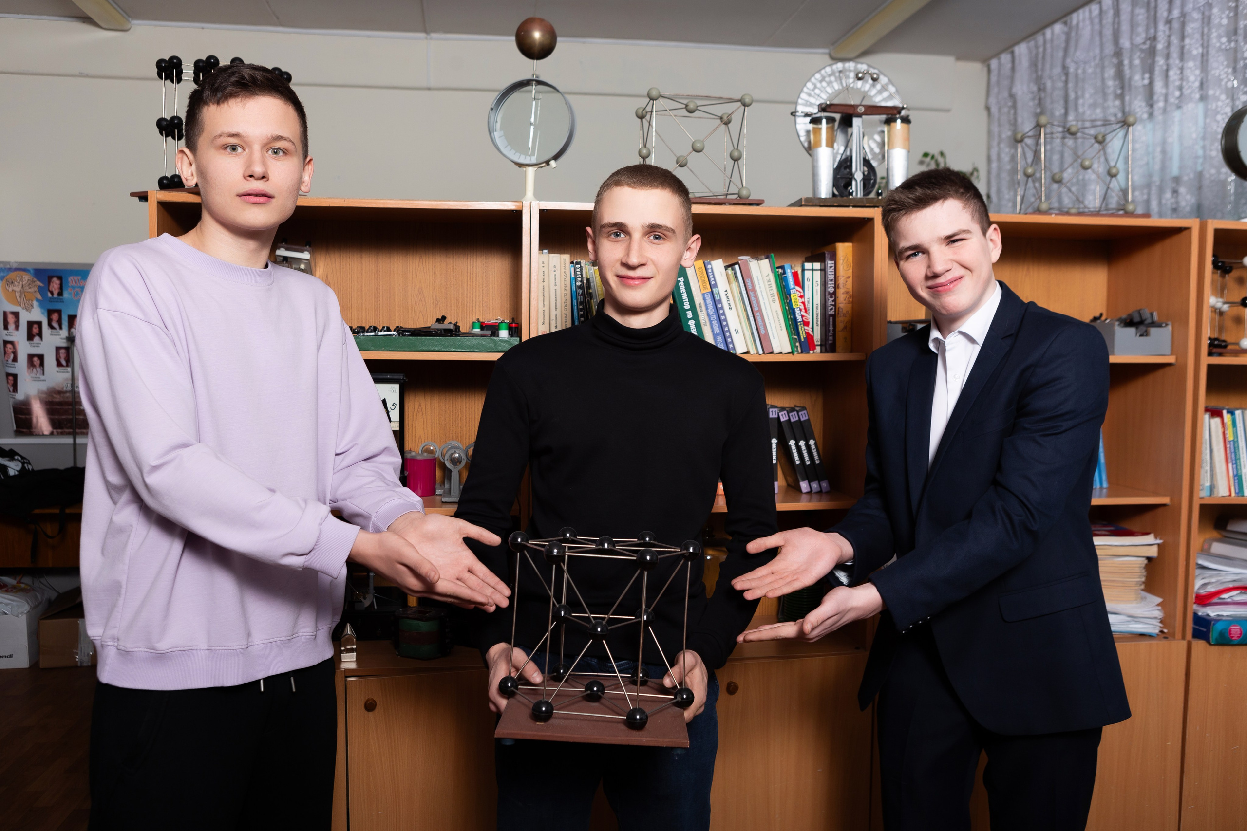 ОТВЯЗНАЯ СЪЕМКА В КЛАССЕ (9 КЛАСС). Профессиональный фотограф в Мценске и Орловской области