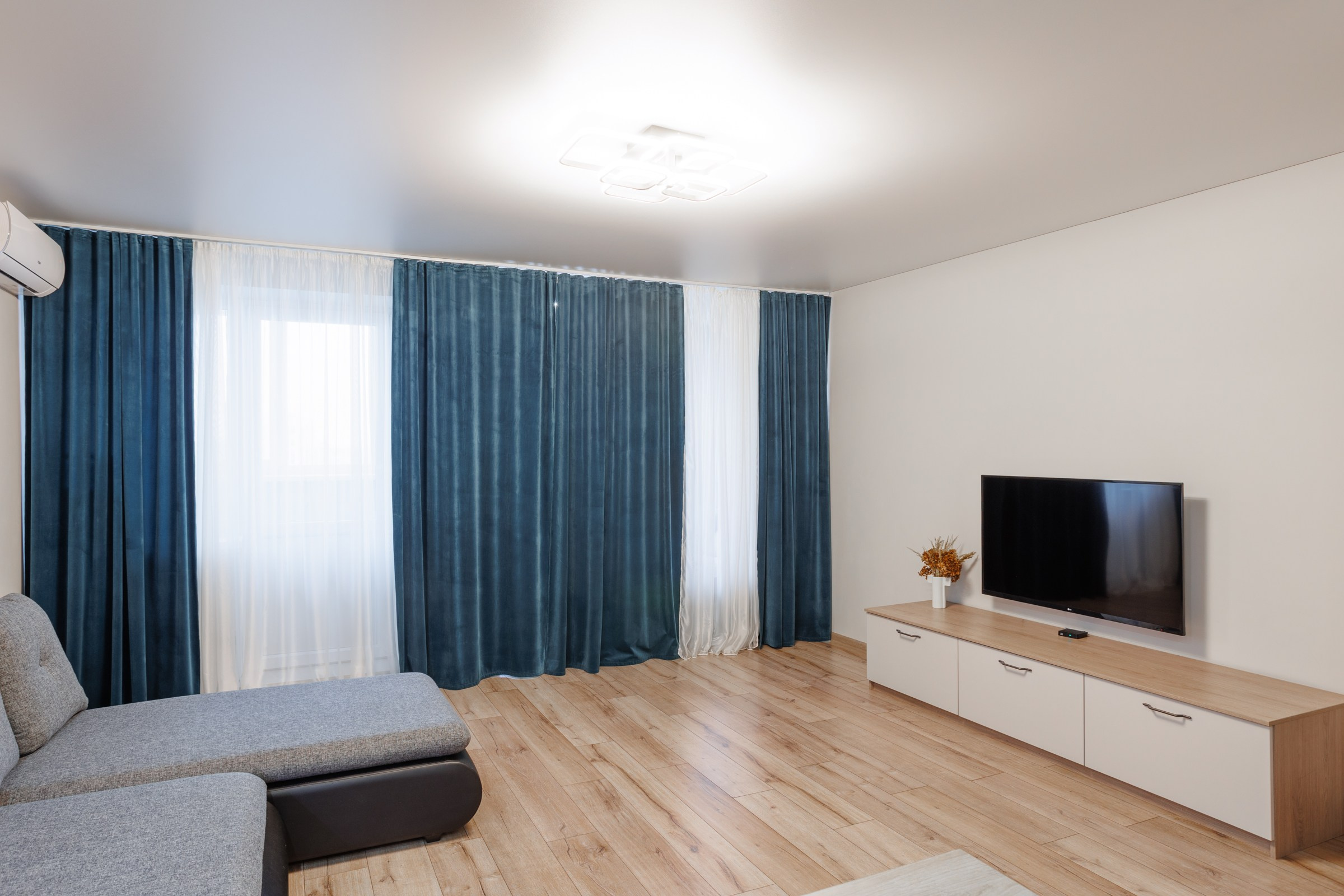 Красная дверь. Свадебный фотограф в Воронеже Куколев Илья