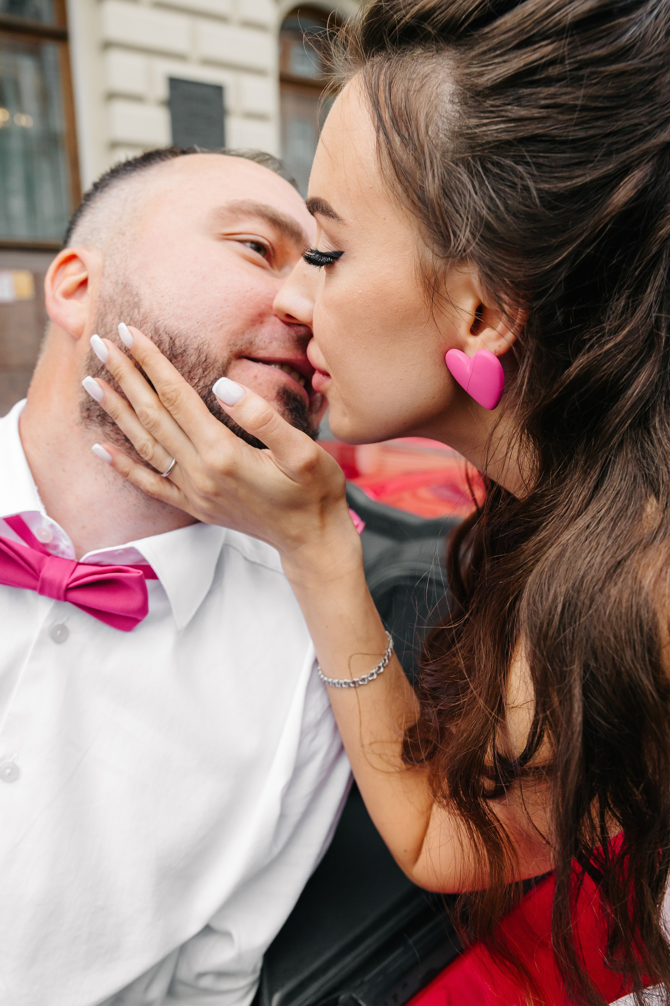 ДВОРЕЦ № 2 | Июль, кабриолет, академия Штиглица. Свадебный фотограф в Санкт-Петербурге Полина Корзухина