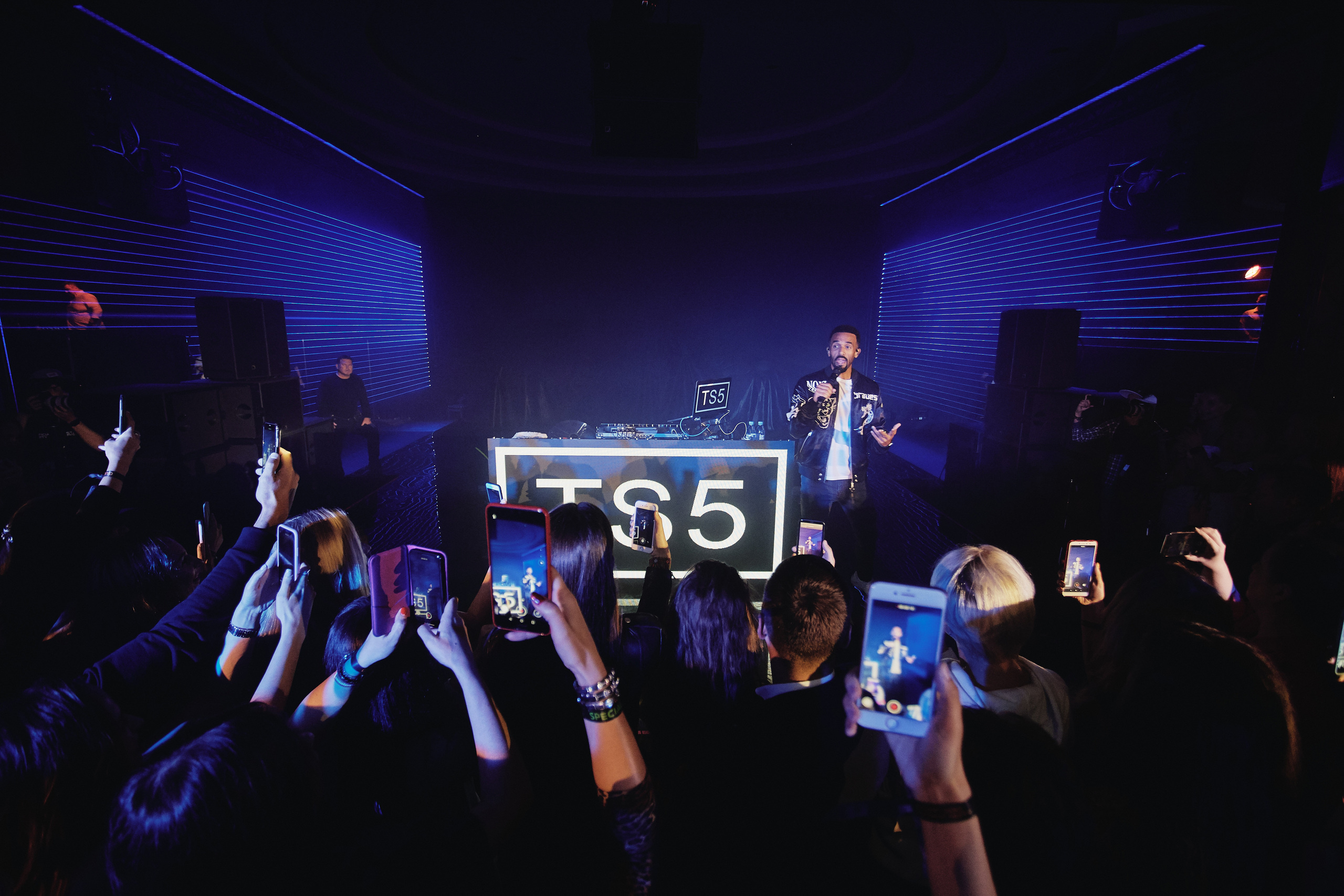 MERCEDES-BENZ STAR NIGHT. Photographer Nikita Starodubtsev Serbia, Montenegro, Georgia, Turkey