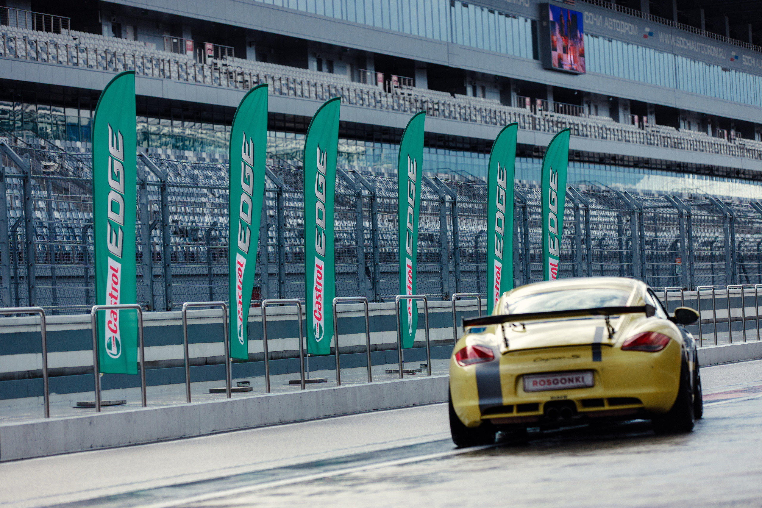A masterclass at the racetrack for Castrol. Photographer Nikita Starodubtsev Serbia, Montenegro, Georgia, Turkey