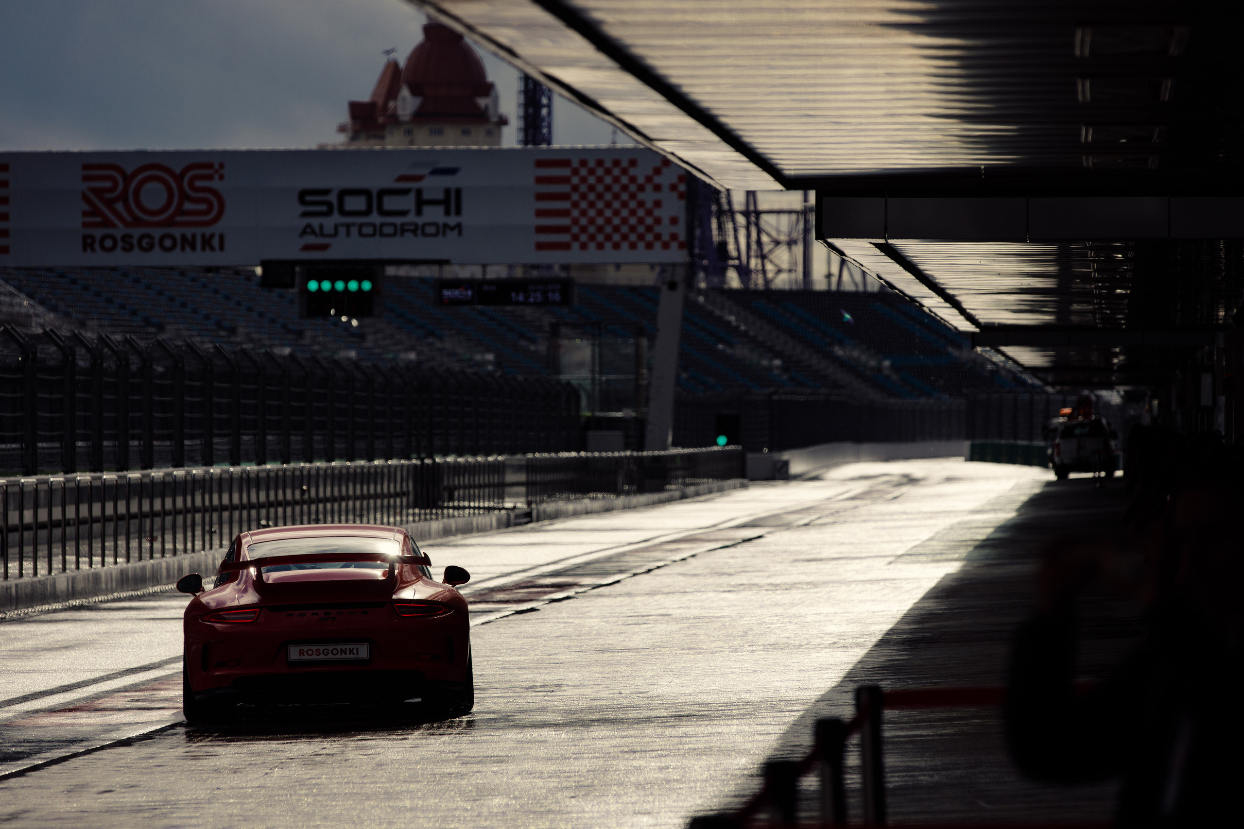 A masterclass at the racetrack for Castrol. Photographer Nikita Starodubtsev Serbia, Montenegro, Georgia, Turkey