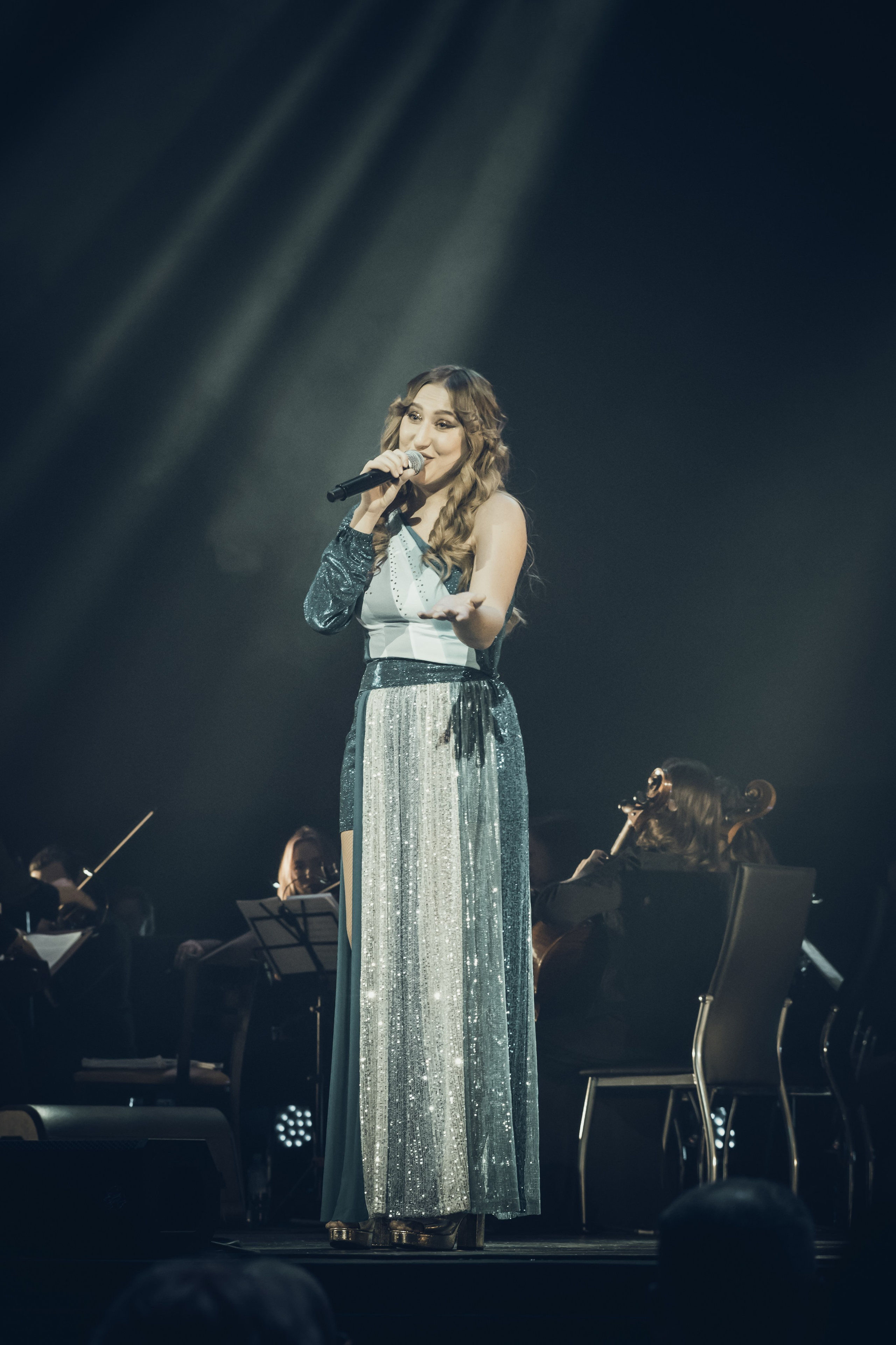 ABBA MIA & RADIO QUEEN. Михаил Мехонцев — Фотограф, диктор, модель