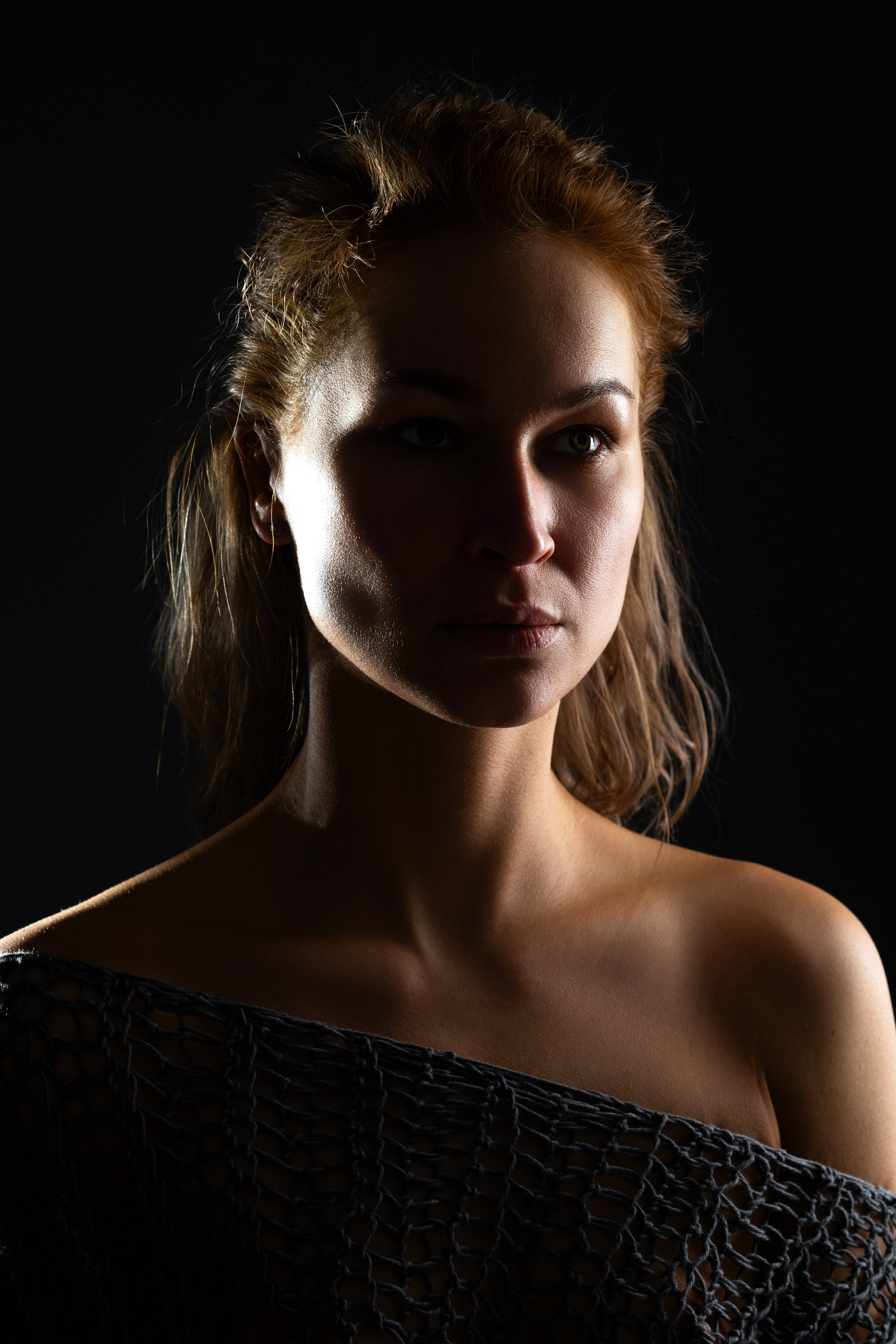 Ирина. В полумраке