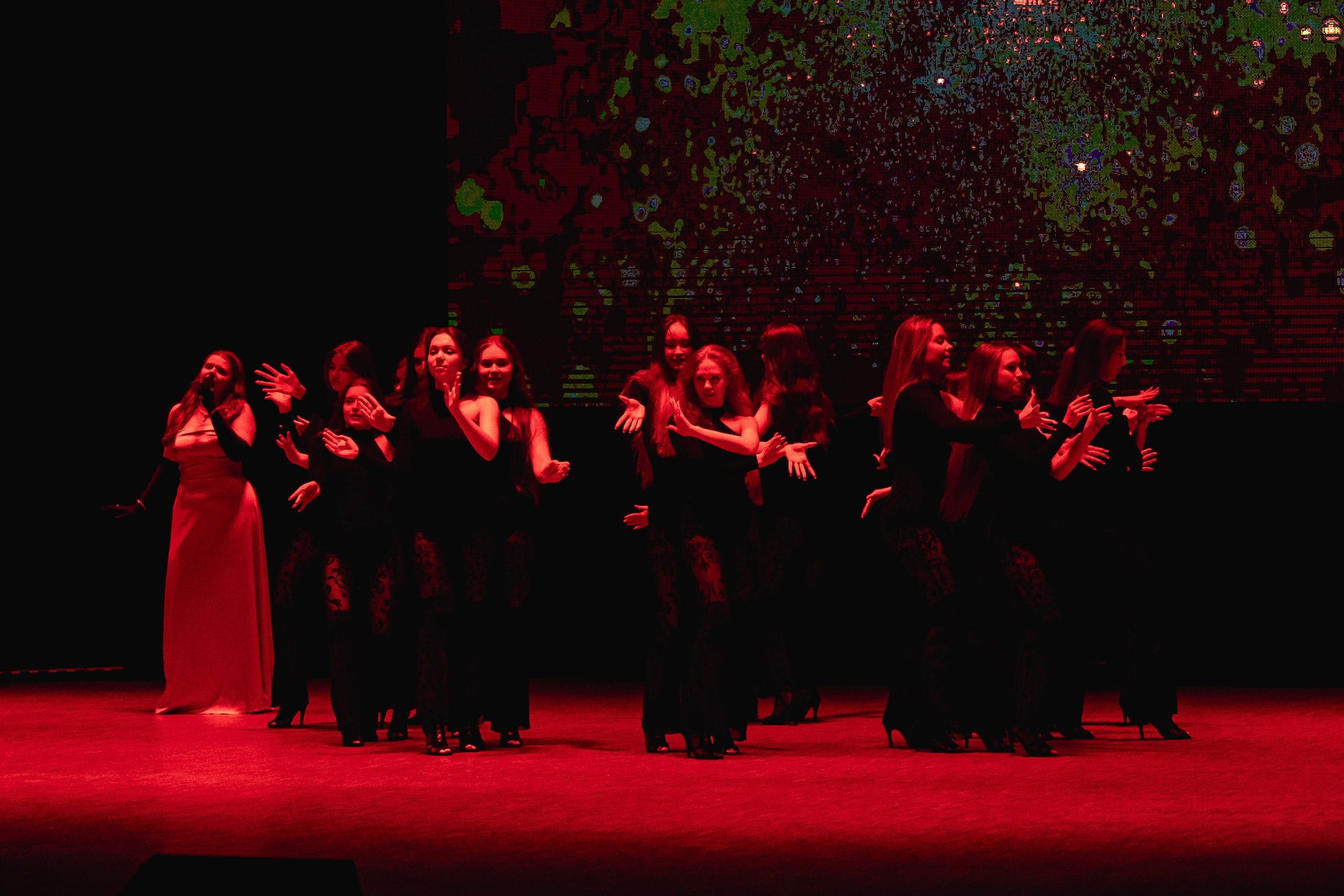 Отчётный концерт танцевально-спортивного клуба «PULSE». Портретный и репортажный фотограф в Воронеже: Анастасия Пузикова