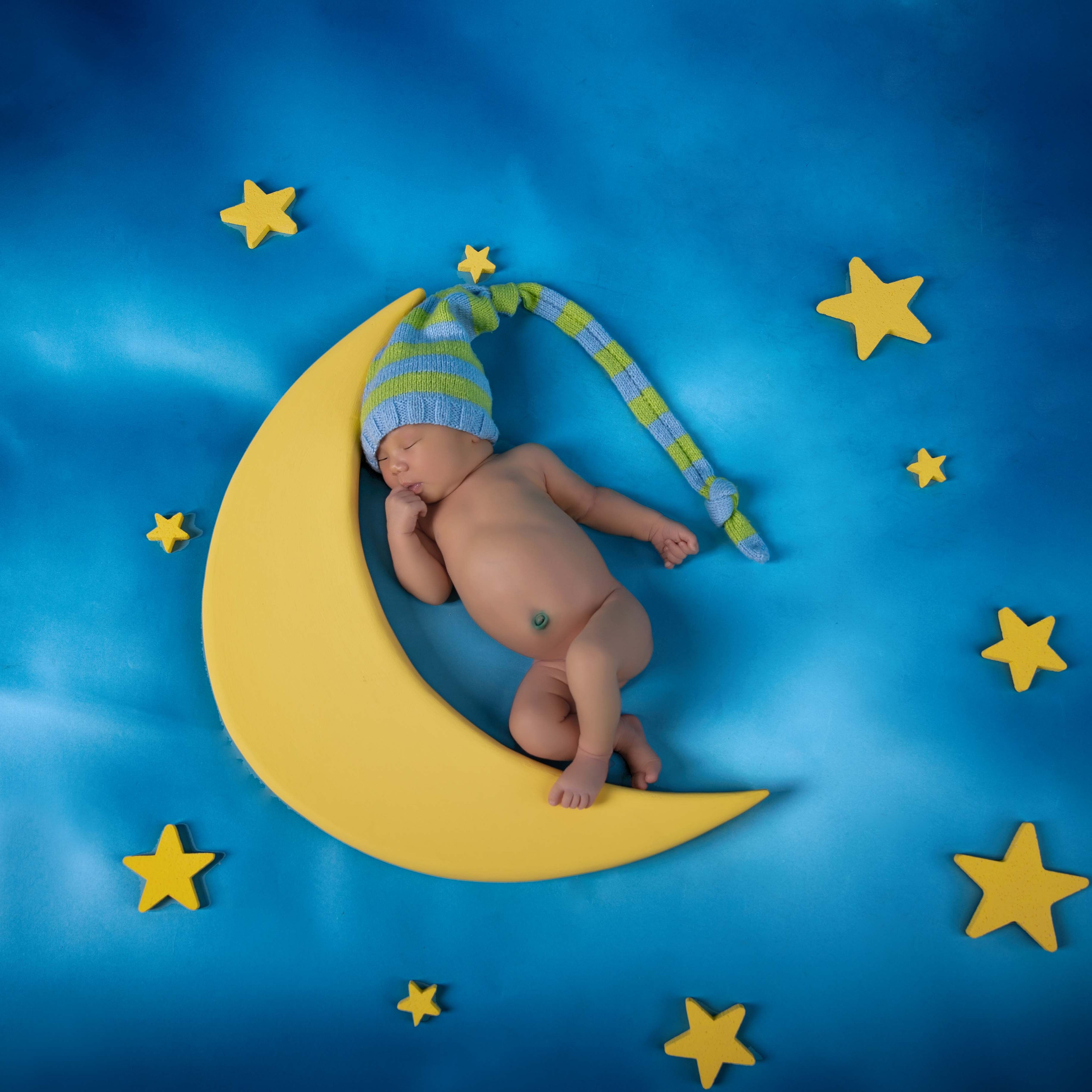 Новорожденные и младенцы. Фотостудия Алматы. Фотосъемка Алматы. Фотосессия Алматы. Фотокурсы. Обучение фотографии. Аренда студии