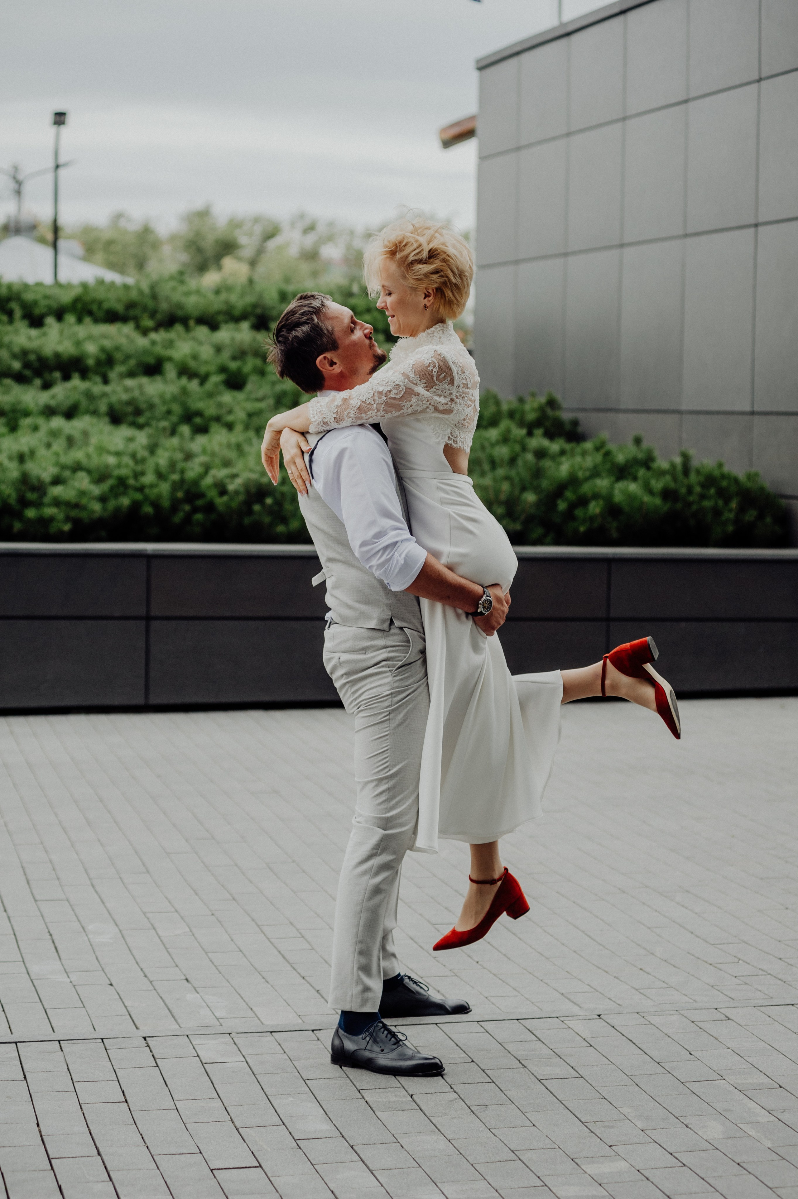 Саша и Женя. Семейный и женский фотограф, контент фотосессия в Екатеринбурге