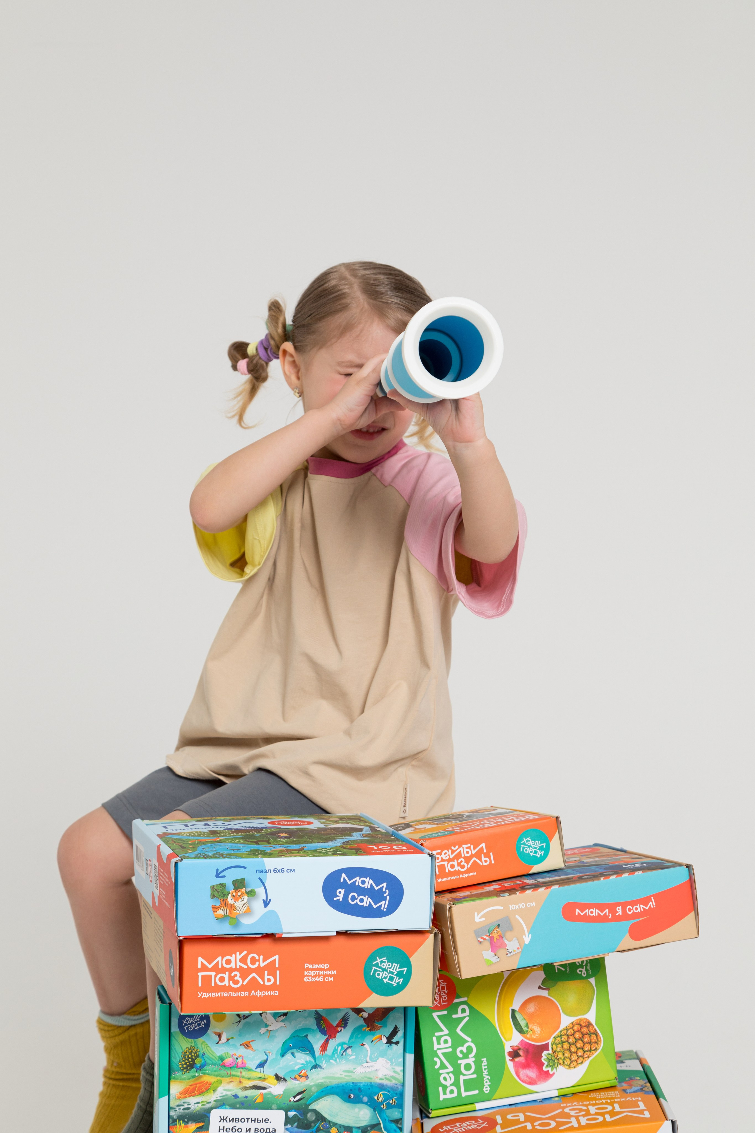 Имиджевая и каталожная съёмка для бренда детских пазлов. Детский и контент фотограф Надя Волкова Санкт-Петербург