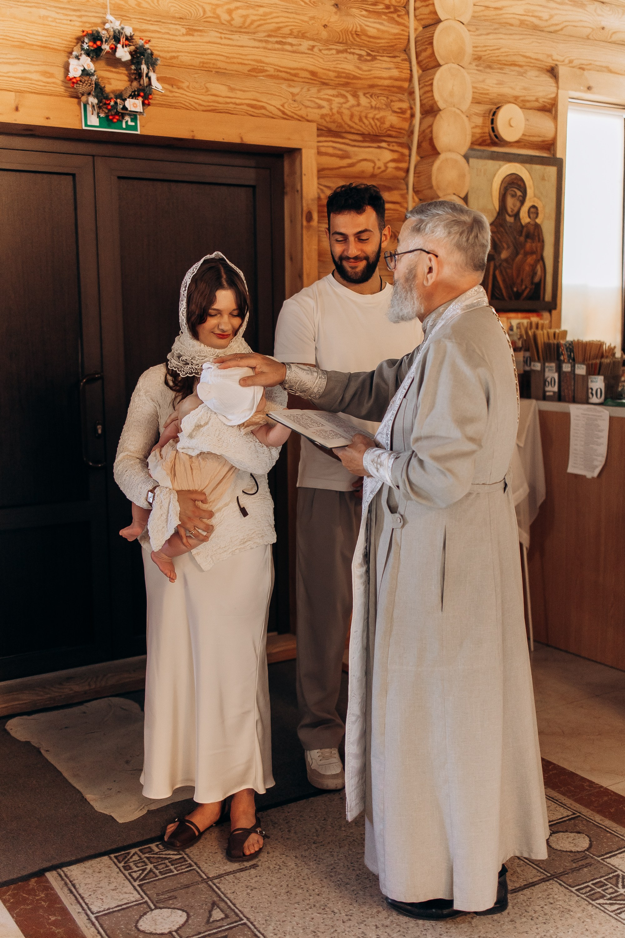 Таинство Крещения Татии. Семейный фотограф в Краснодаре Храмова Анна