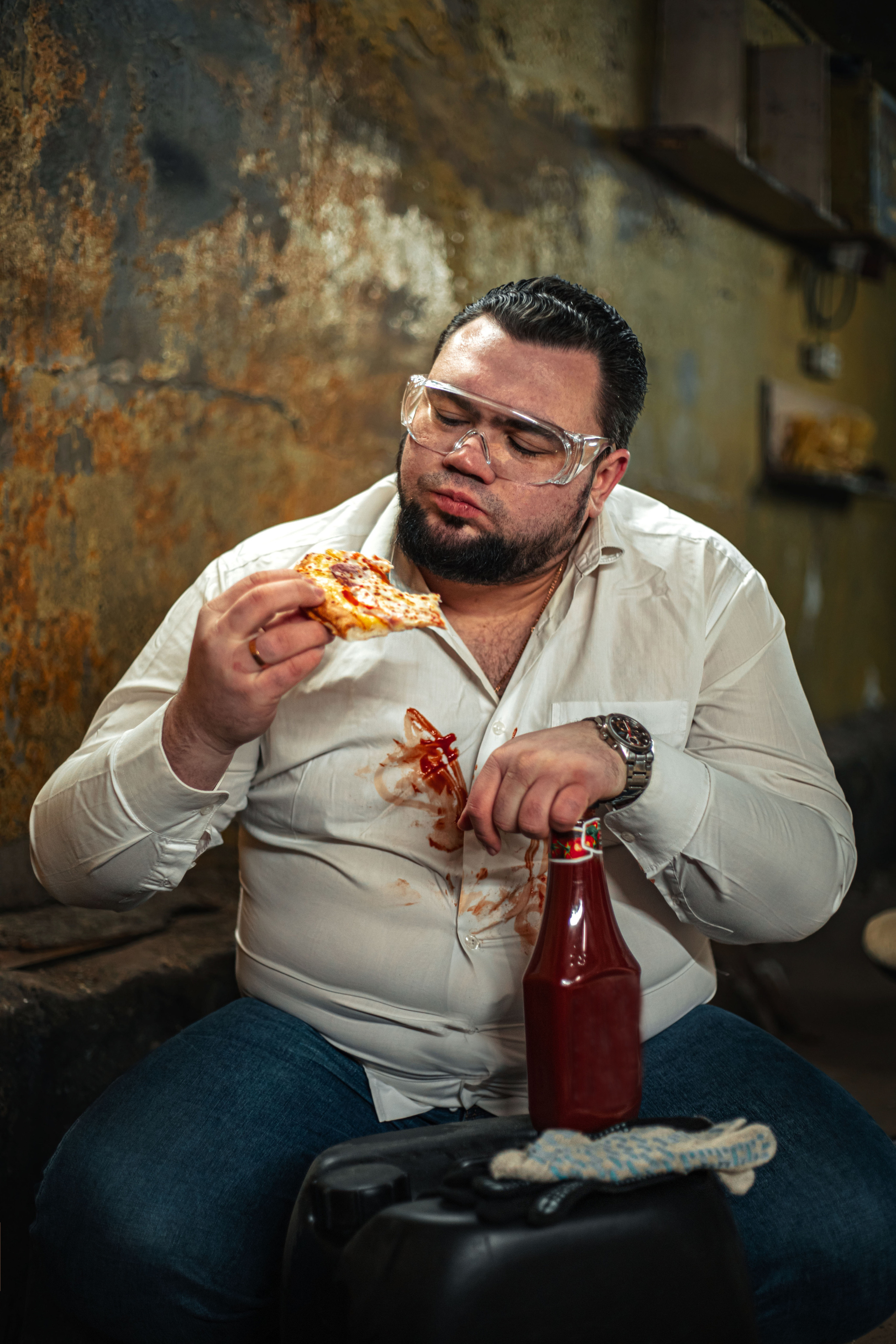 Фотосессия в образе неопрятного рабочего в автомастерской. Бизнес фото. Бизнес фотограф Ижевск — Назаров Роман