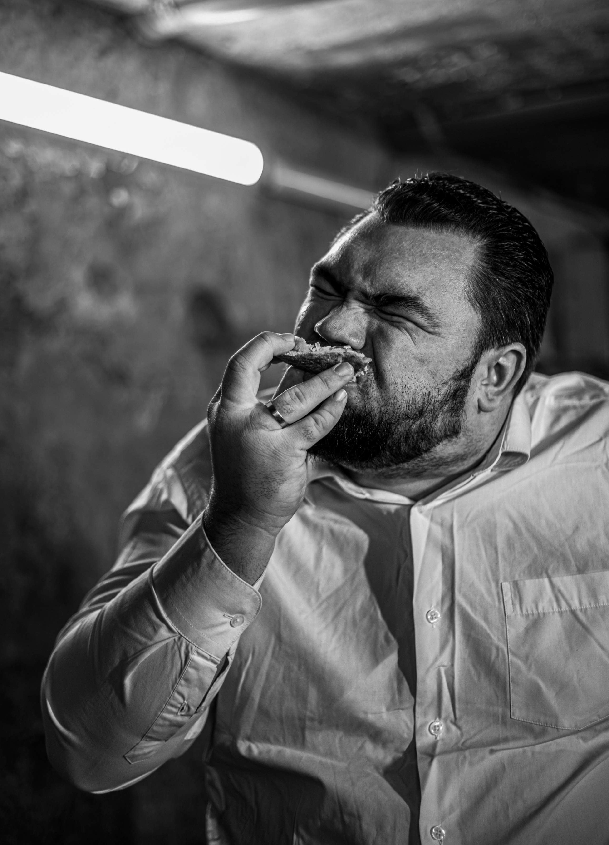 Фотосессия в образе неопрятного рабочего в автомастерской. Бизнес фото. Бизнес фотограф Ижевск — Назаров Роман