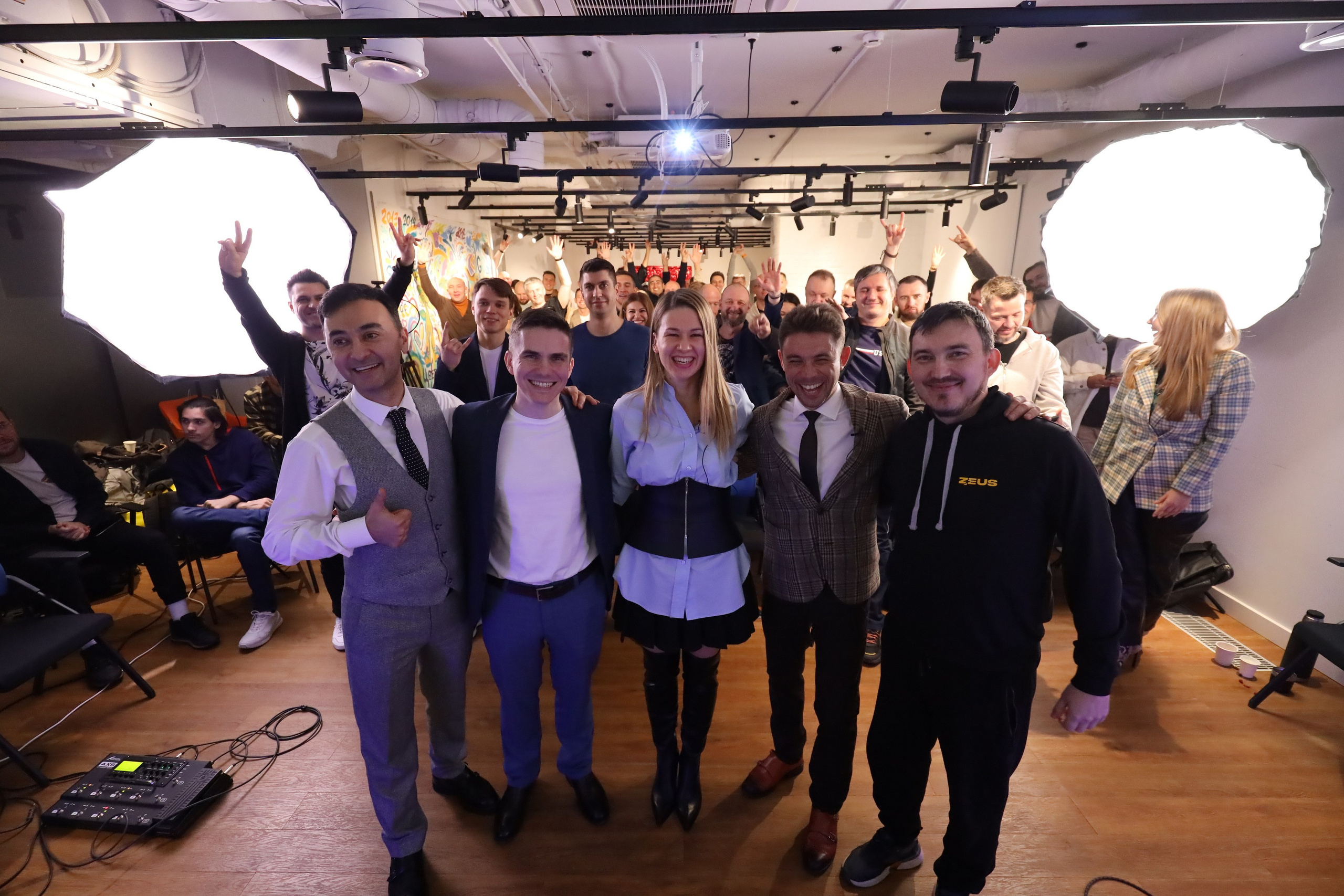 МастерМайнд 1.2. Съемка в студии под ваш запрос, студийные съемки, фотографии архитектурных объектов — Александр Евстигнеев — фотограф Москва