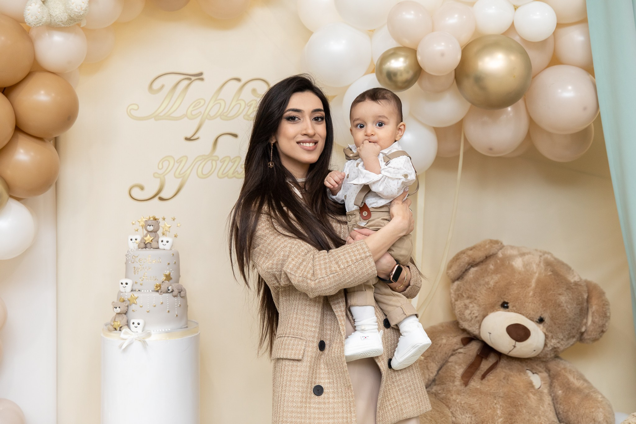 Первый зубик Али. Фотограф Татьяна Генева