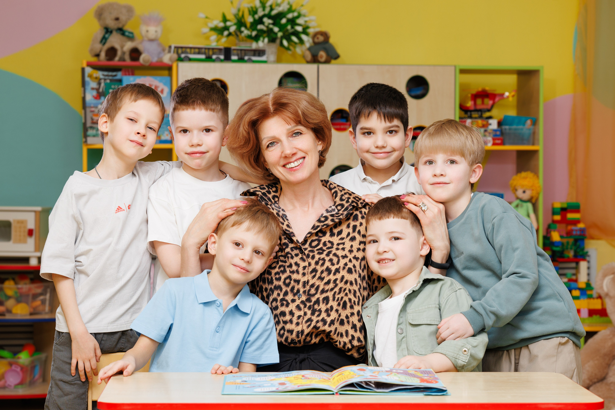 Группа, физкультура. Выпускные альбомы в Москве FOTOVMESTE