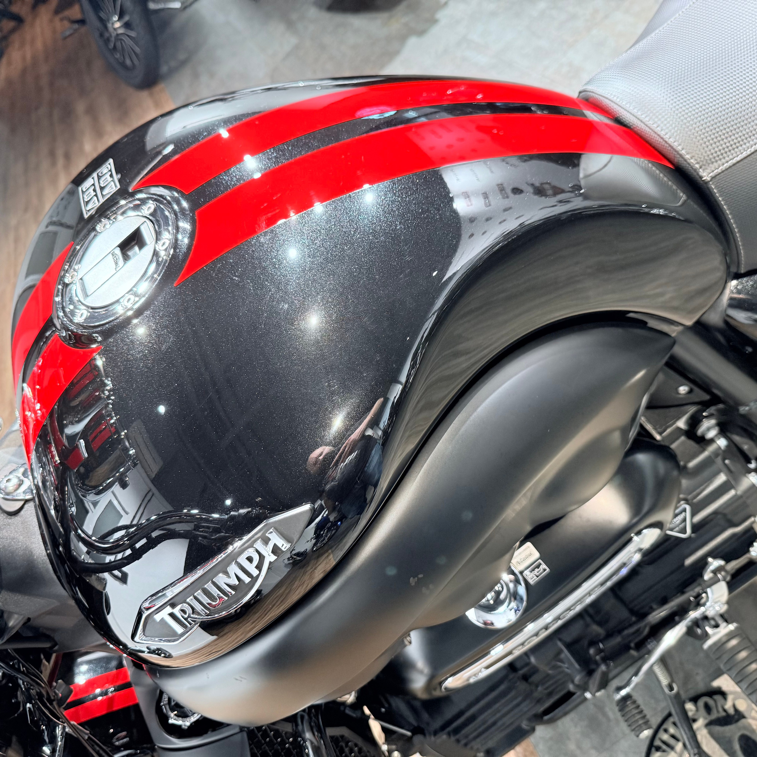 Купить Triumph 2017 Rocket III Roadster — подробнее на сайте. Hello Davidson, Москва. Только хорошие мотоциклы…
