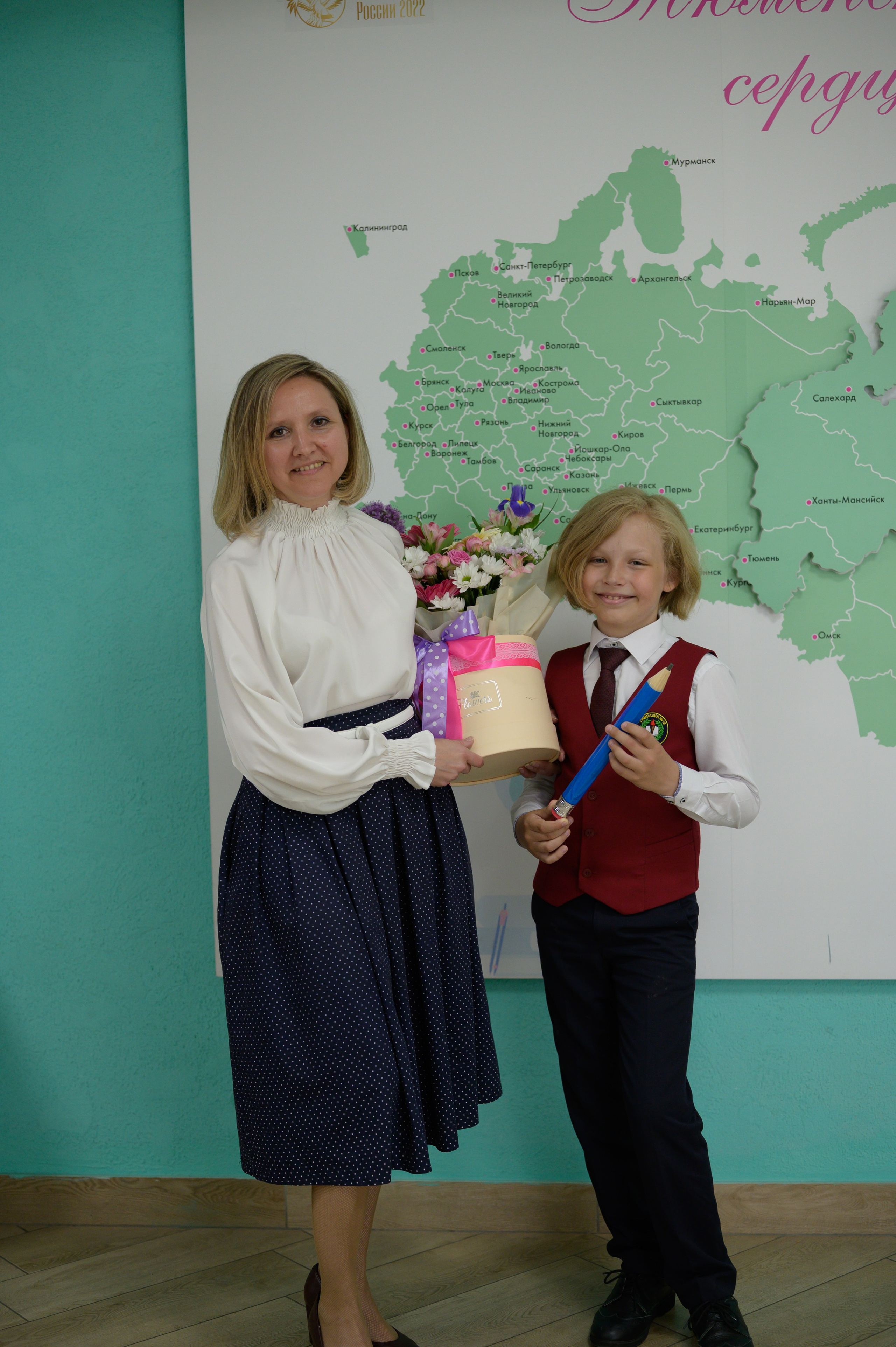 Выпускной 4Б гимназия № 16. Фотограф новорожденных, семейный детский в Тюмени Татьяна Морозова