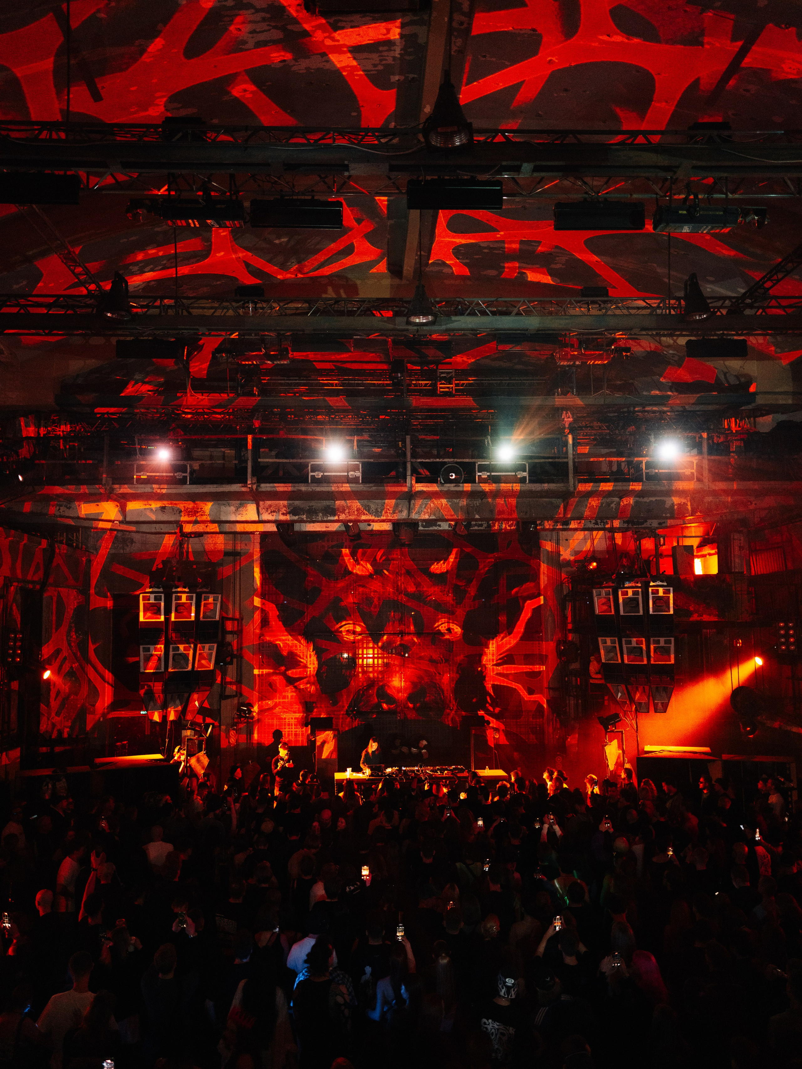 SICK YEARS, ARMA ╳ SILA SVETA. @tomrus: Рустам Шагиморданов — фотограф