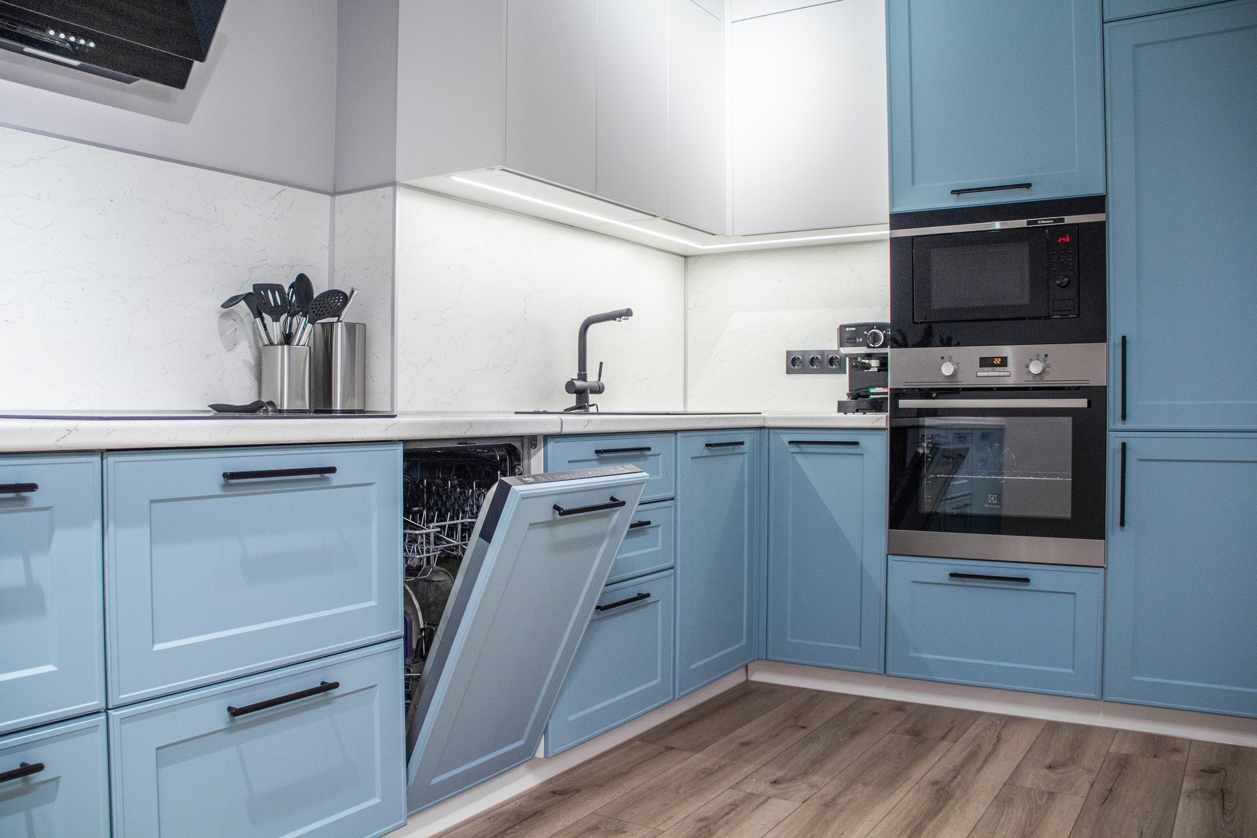 Для мебельных производств. Семейный фотодуэт Ирина и Николай Власьевы. Фотосессии в Новосибирске