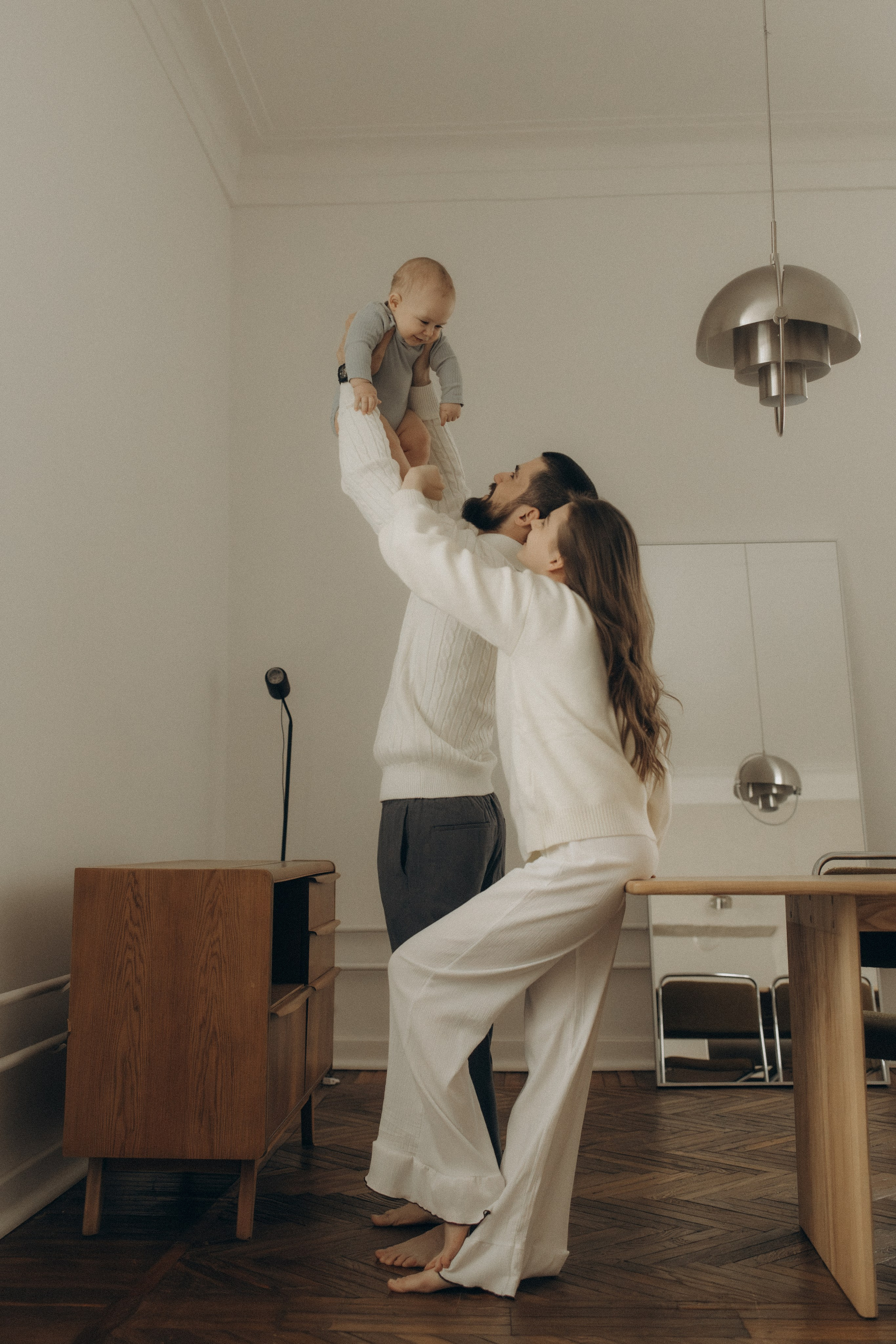 Семейная фотосессия в студии. Семейный фотограф Москва Юлиана Фетисова