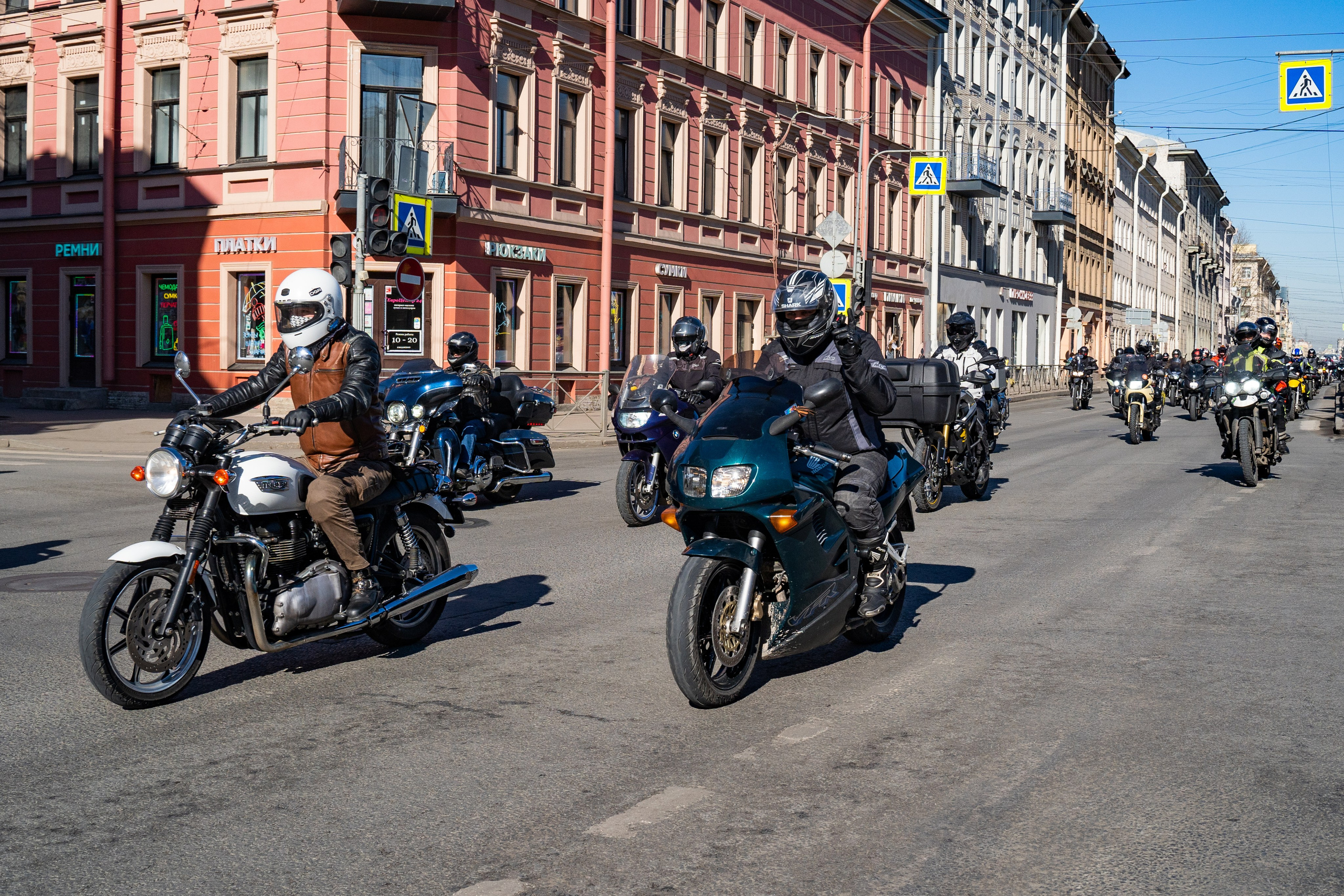 Весенний прохват мотоклуба Normans Riders MC. Концертный и репортажный фотограф в Санкт-Петербурге Слава Пахомов