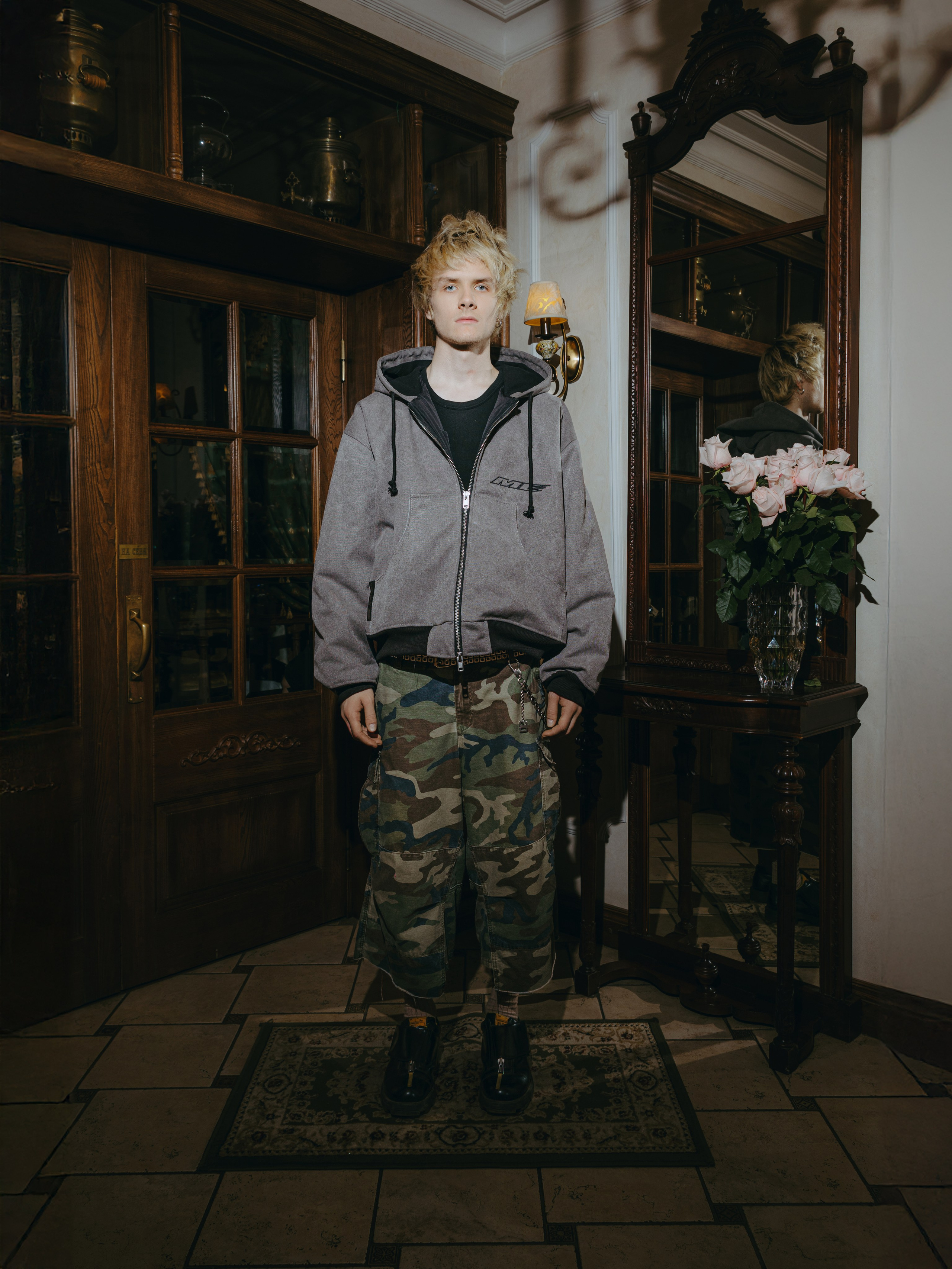 MONUMENT. Фото и видео контент за одну съемку — Веретенников Егор