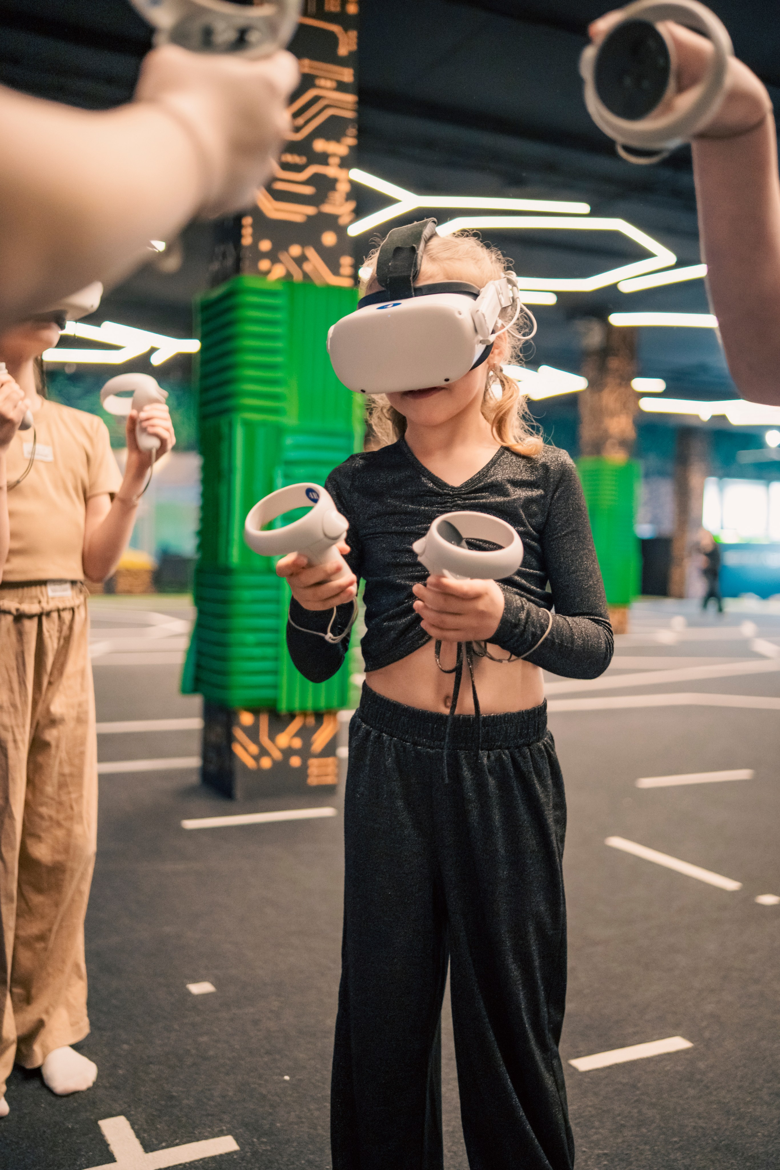 VR April-May. Felixtones