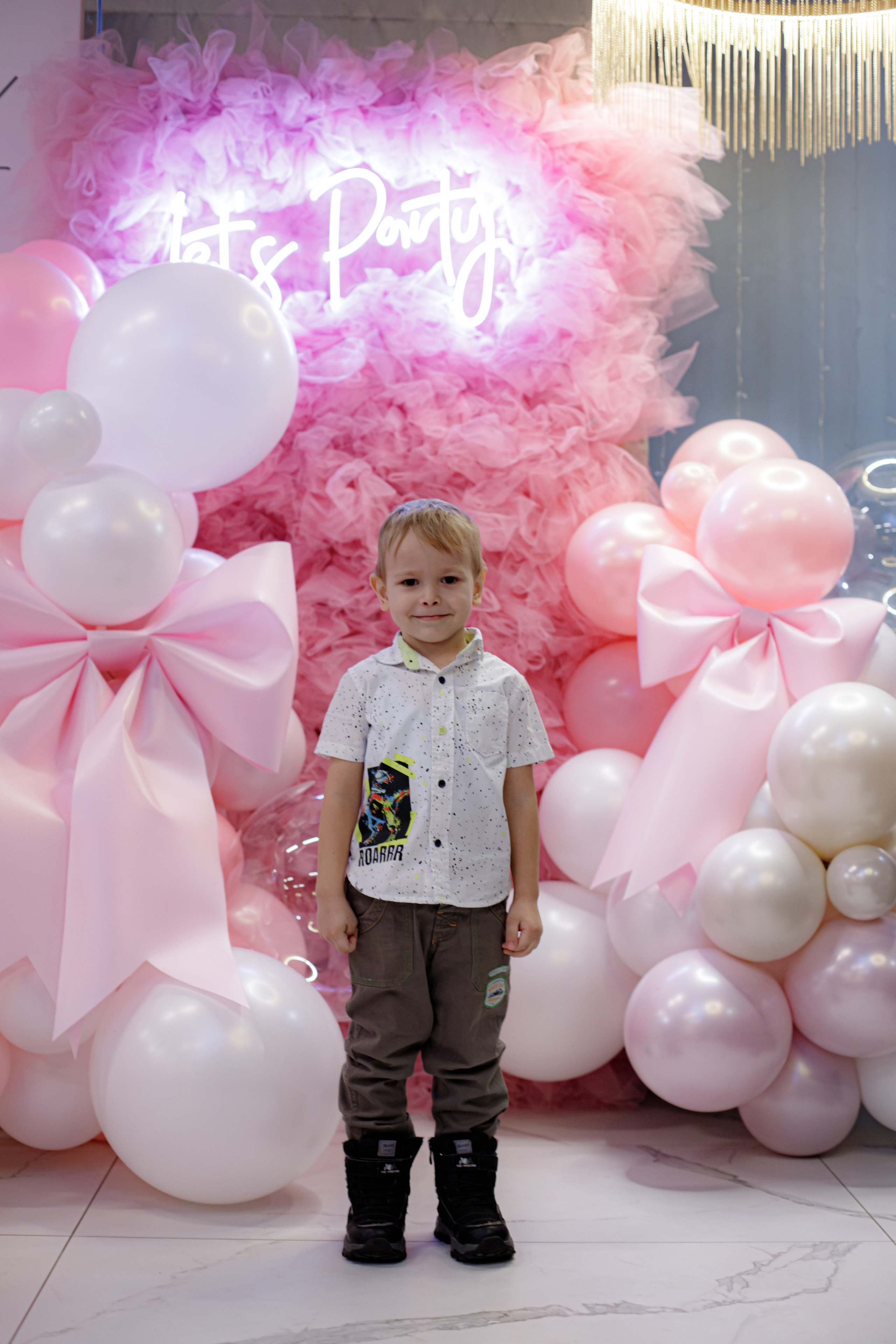 ASIA'S BIRTHDAY PARTY. Photokarish