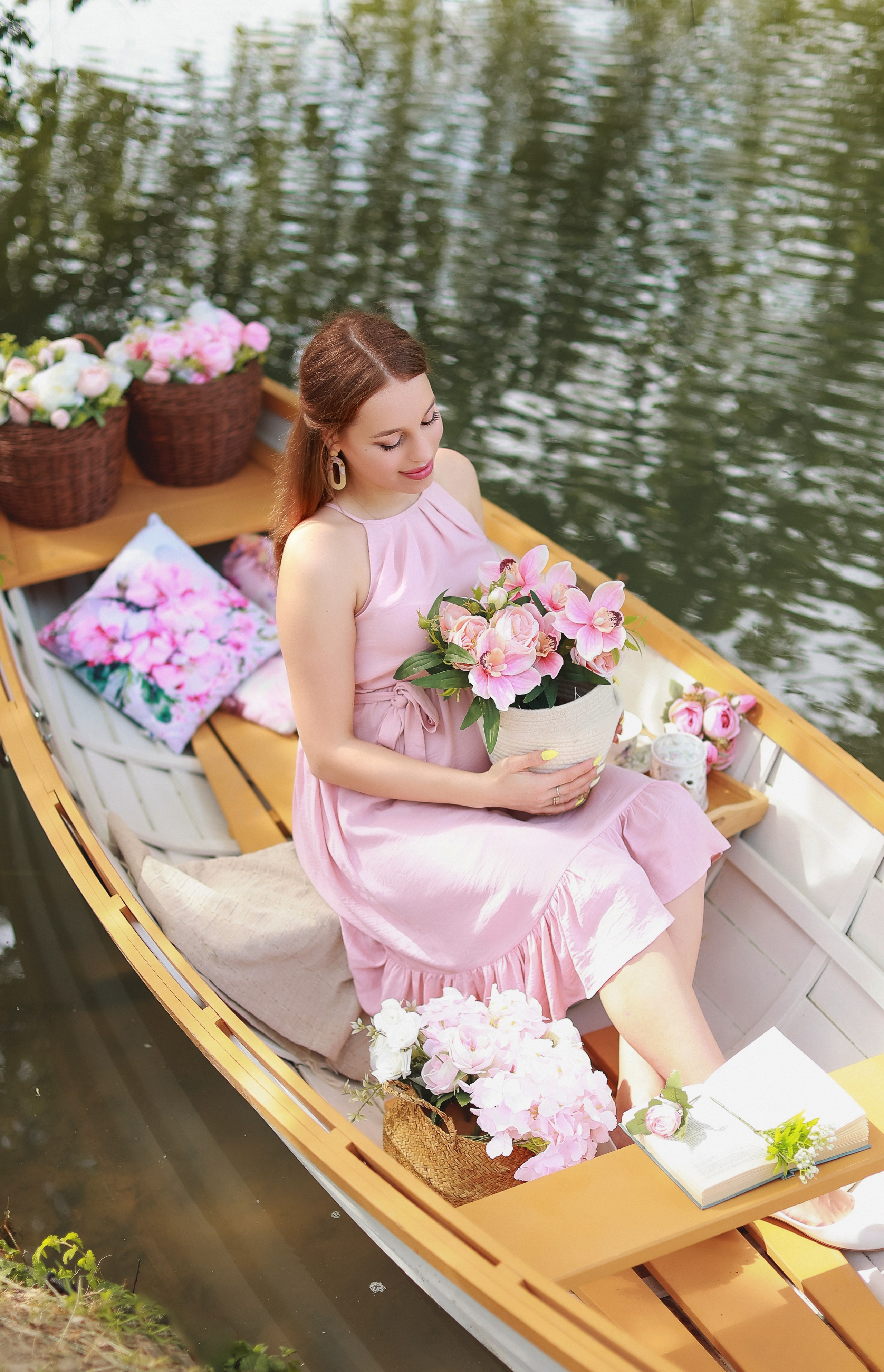 Цветочная лодочка. Детский семейный фотограф Краснодар