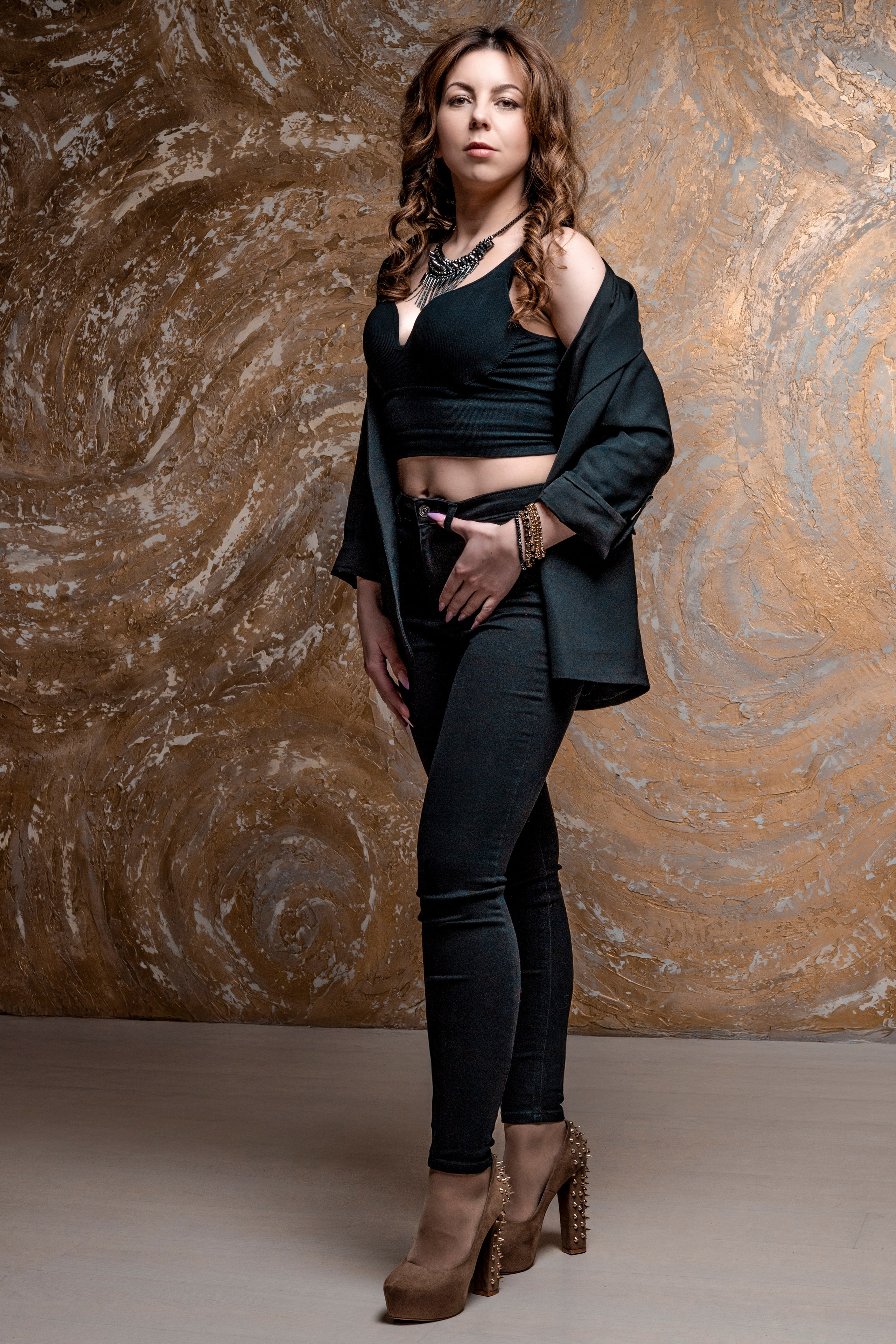 Красотка и шпиц. Фотограф анималист в Санкт-Петербурге Таша Крейв