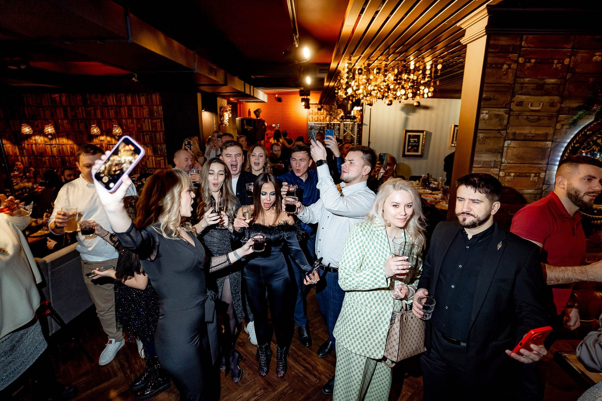 Новый год 2024 в Peoples. Сергей Кошкин. Репортажная и ивент-фотография в Сургуте