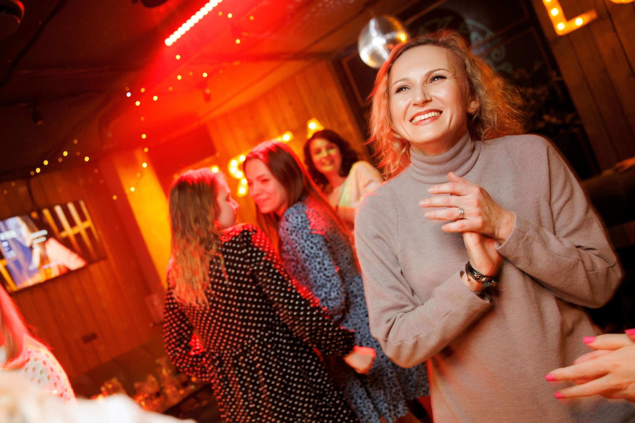 07\03\2023 Караоке в Мяте Спортивная. Мята Спортивная — Кальянная, караоке, бар в Минске