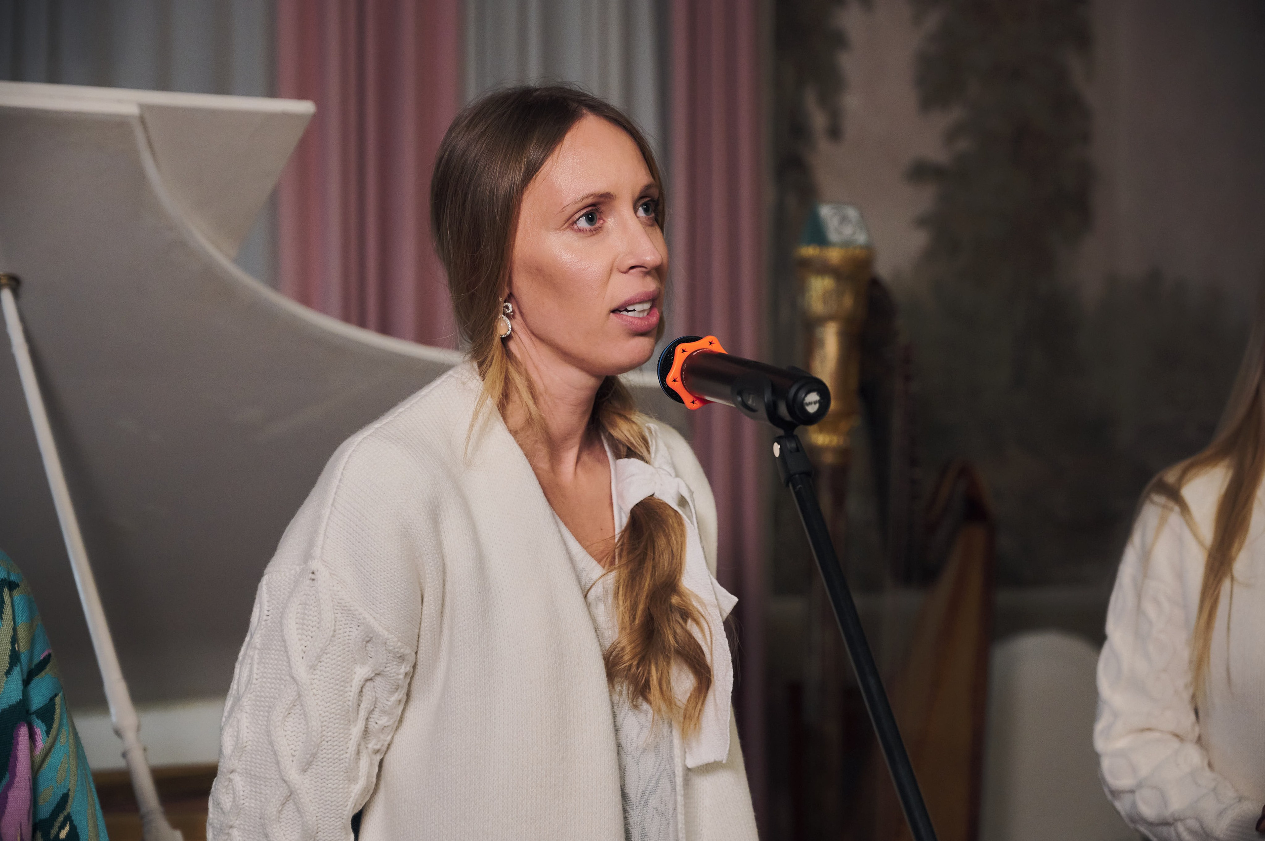 Открытие выставки 13.09.22. Никита Хохловский фото и видео продакшн