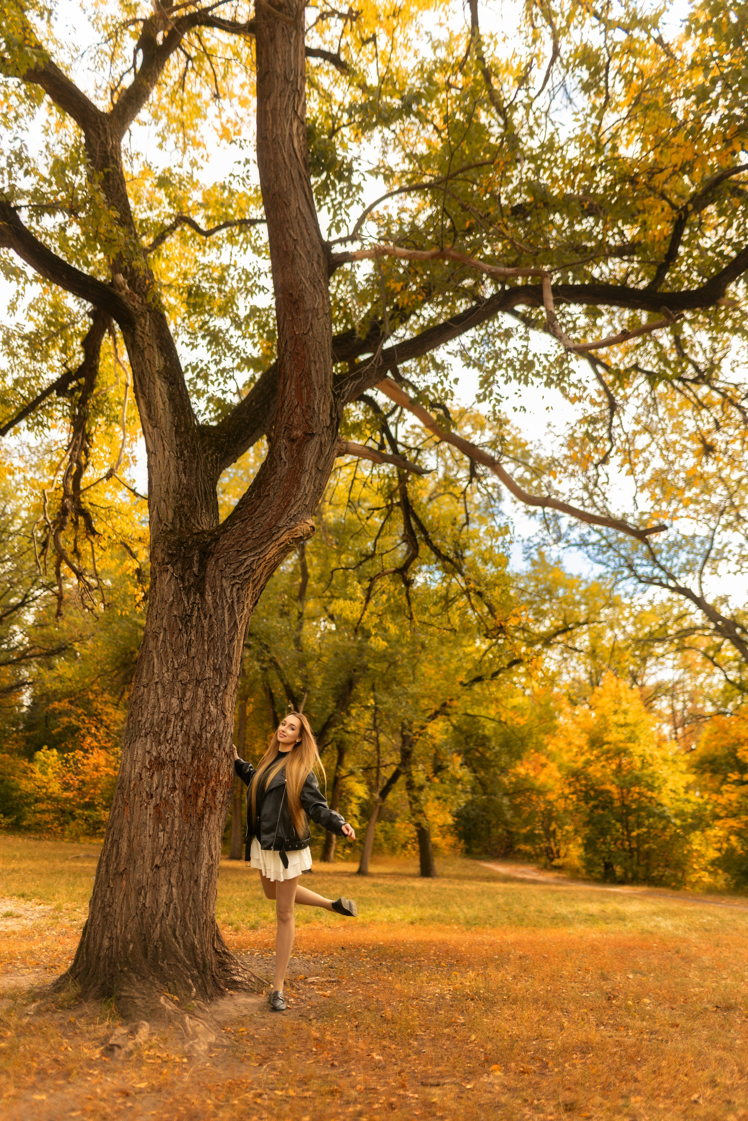 Осенний фотосет с Полиной в парке в формате «Я красивая». Дмитрий Шульгин, портретный фотограф в Воронеже