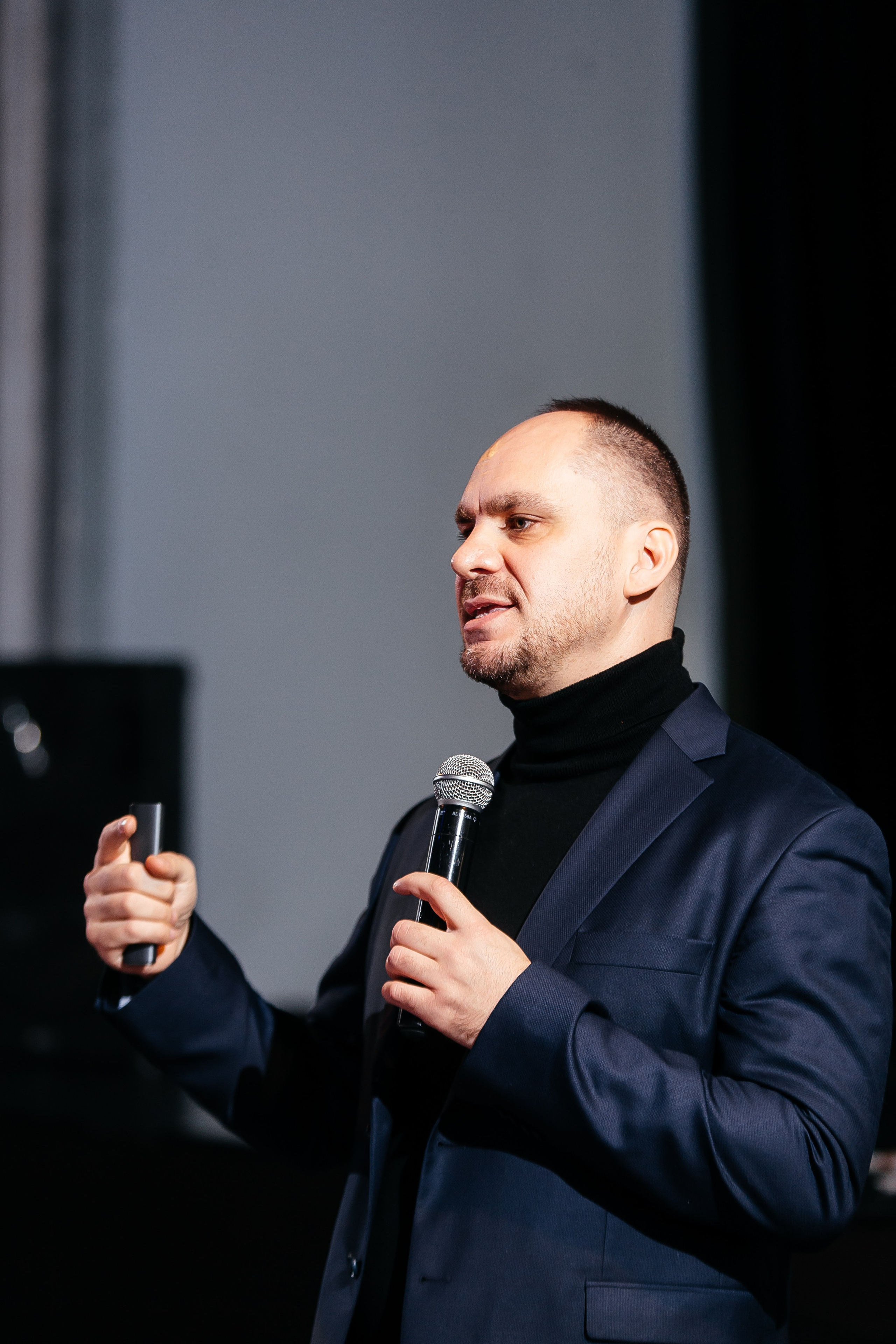 Фотозона+выступление спикеров. Фотограф в Красноярске Надежда Воскресенская