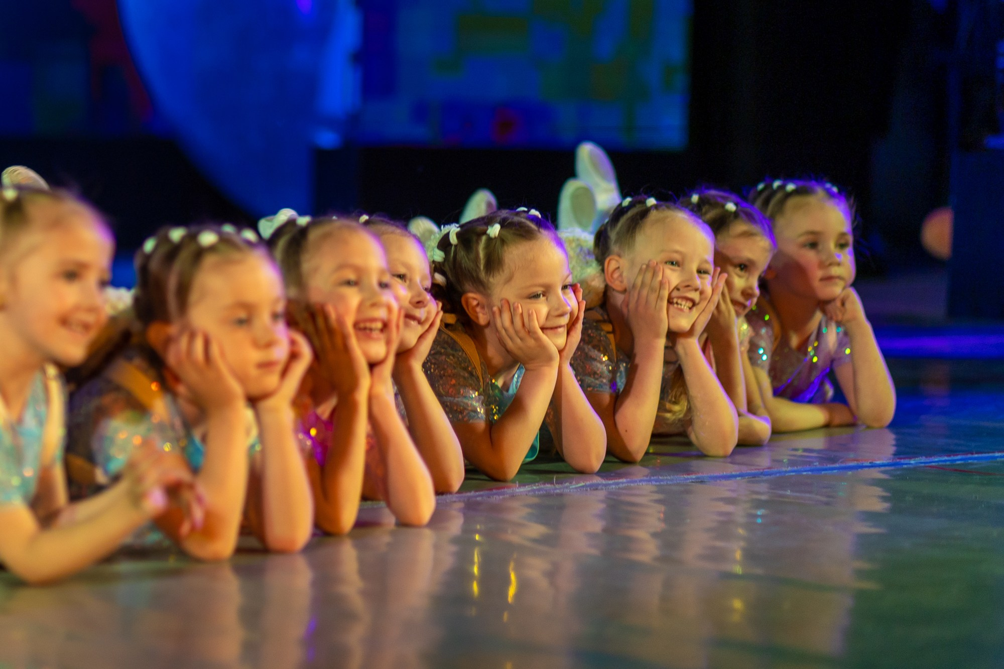 Отчетный концерт Заслуженного коллектива РФ «Жемчужинка» в Оренбурге, ДК «Россия», 2025 г. Фотограф в Оренбурге. Профессиональный фотограф