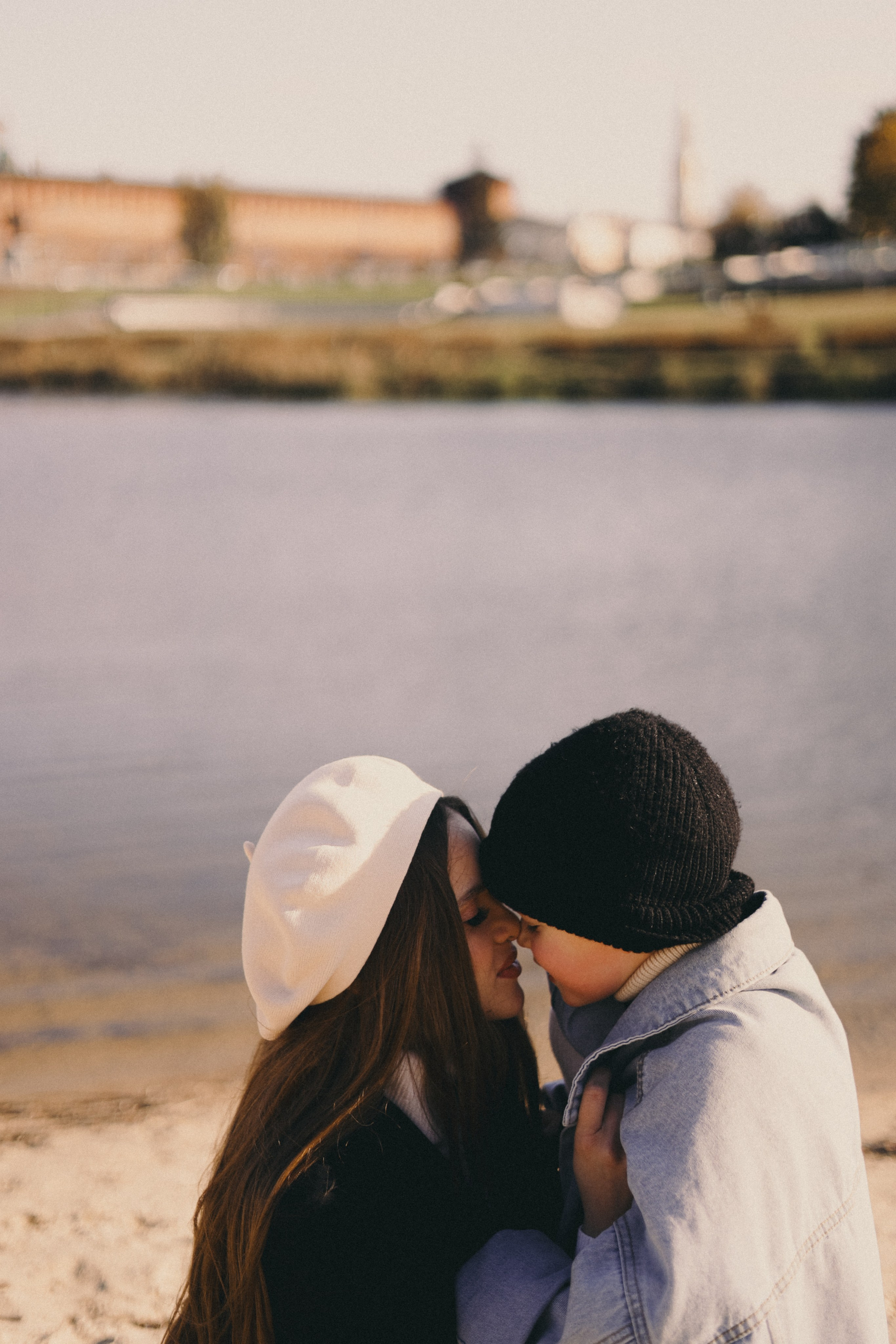 Игнат и его мама. Фотограф Мария Лаенко