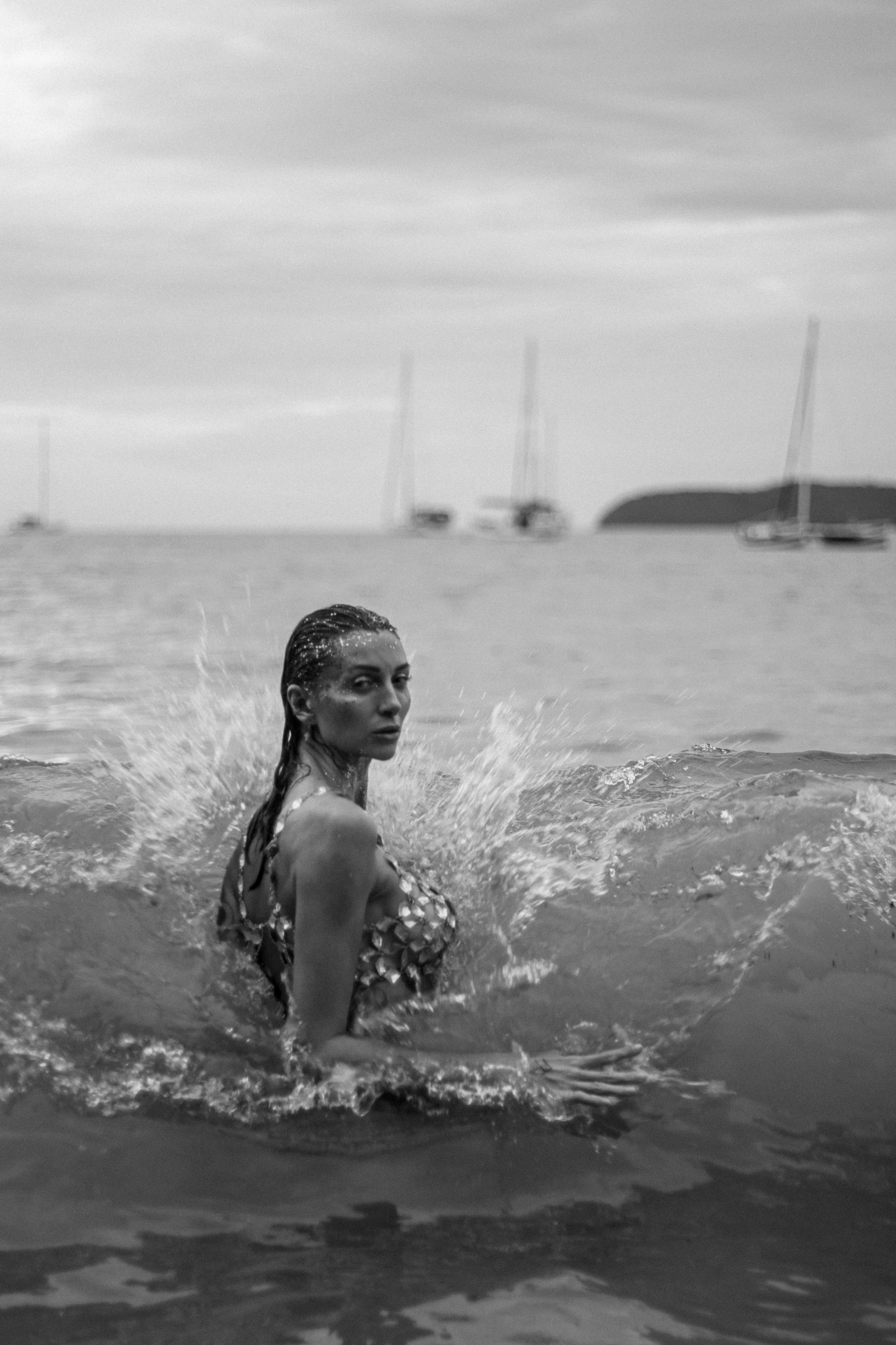 美人鱼风格摄影 – 普吉岛水下幻想摄影体验