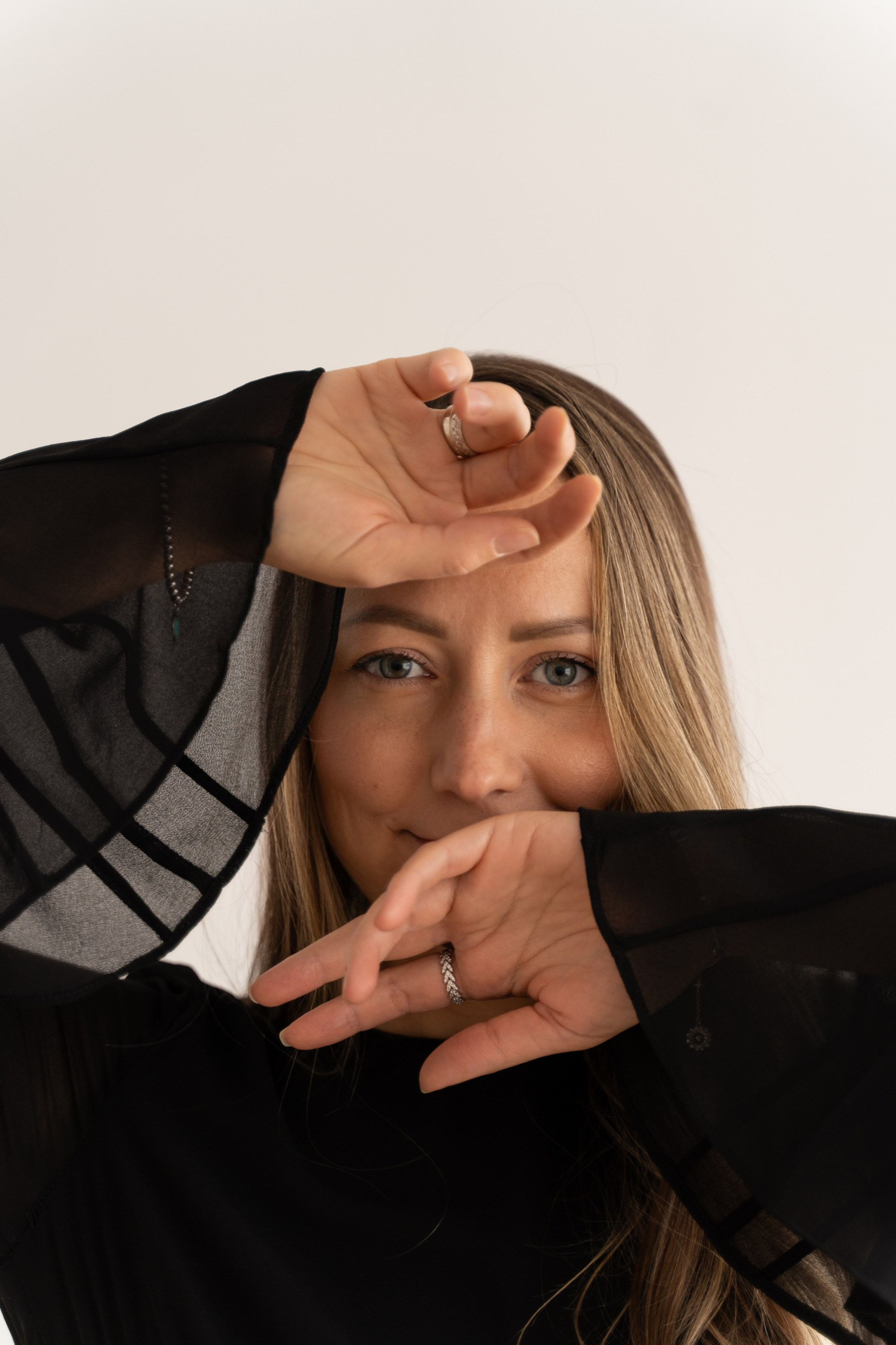 Yana. Nadezhda Migunova, Photographer