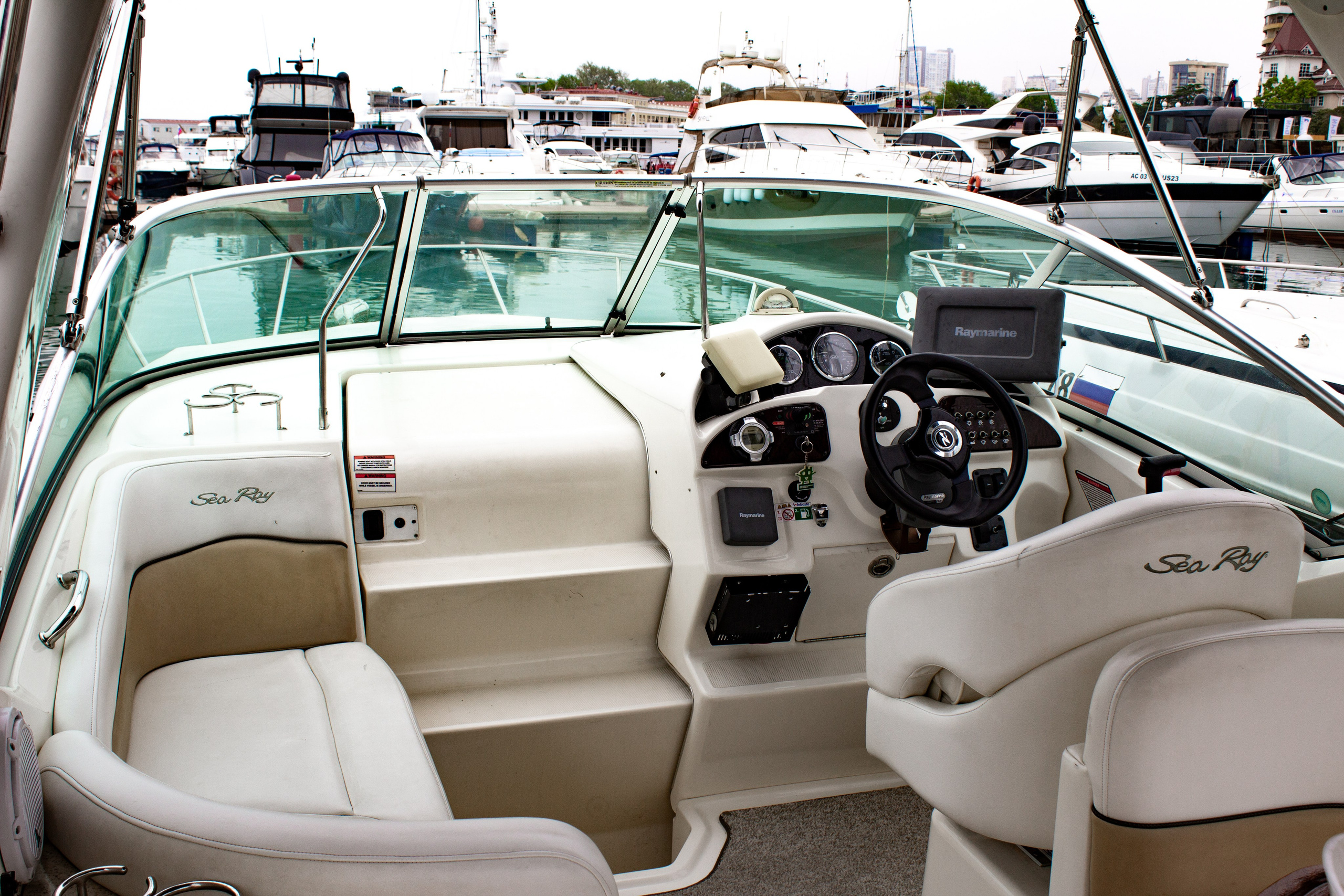 Катер Корсика Аренда Яхты в Сочи Яхтанаморе YACHTANAMORE