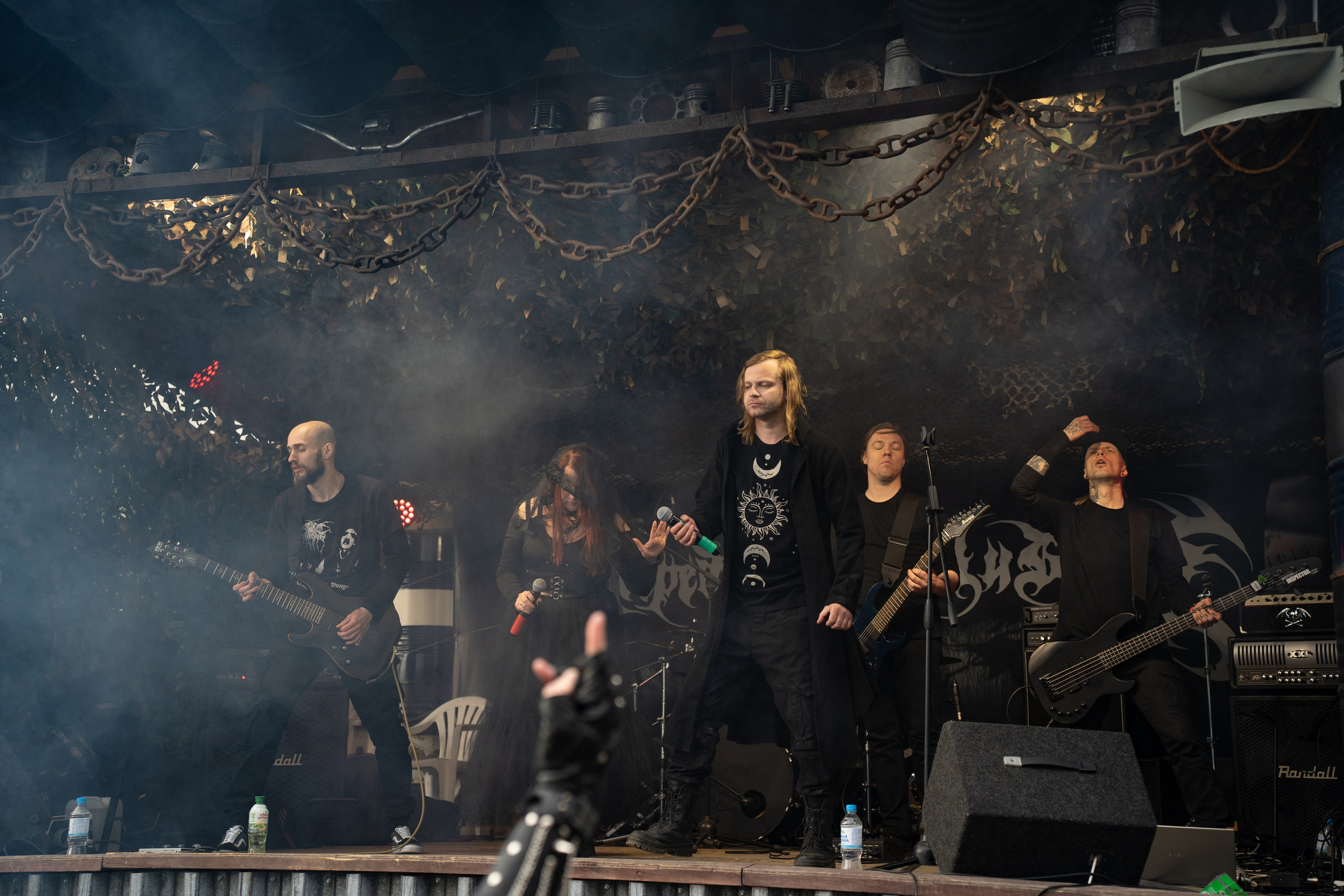 Фестиваль «ПОСРЕДИ КЛАДБИЩ И БОЛОТ»|Архангельск. Концертный и репортажный фотограф в Санкт-Петербурге Слава Пахомов