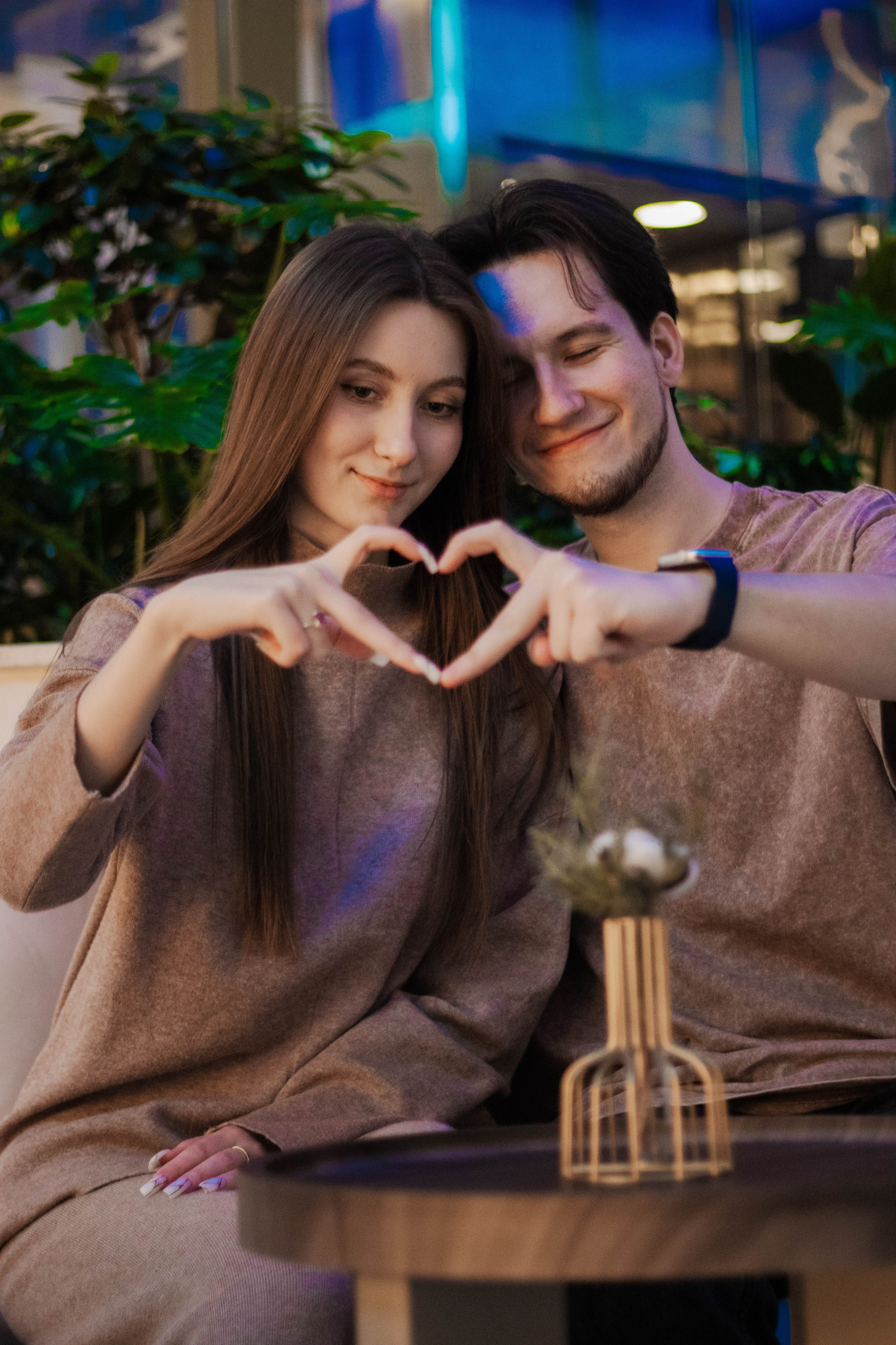 «Шепот влюбленных душ». Уличный фотограф Города N