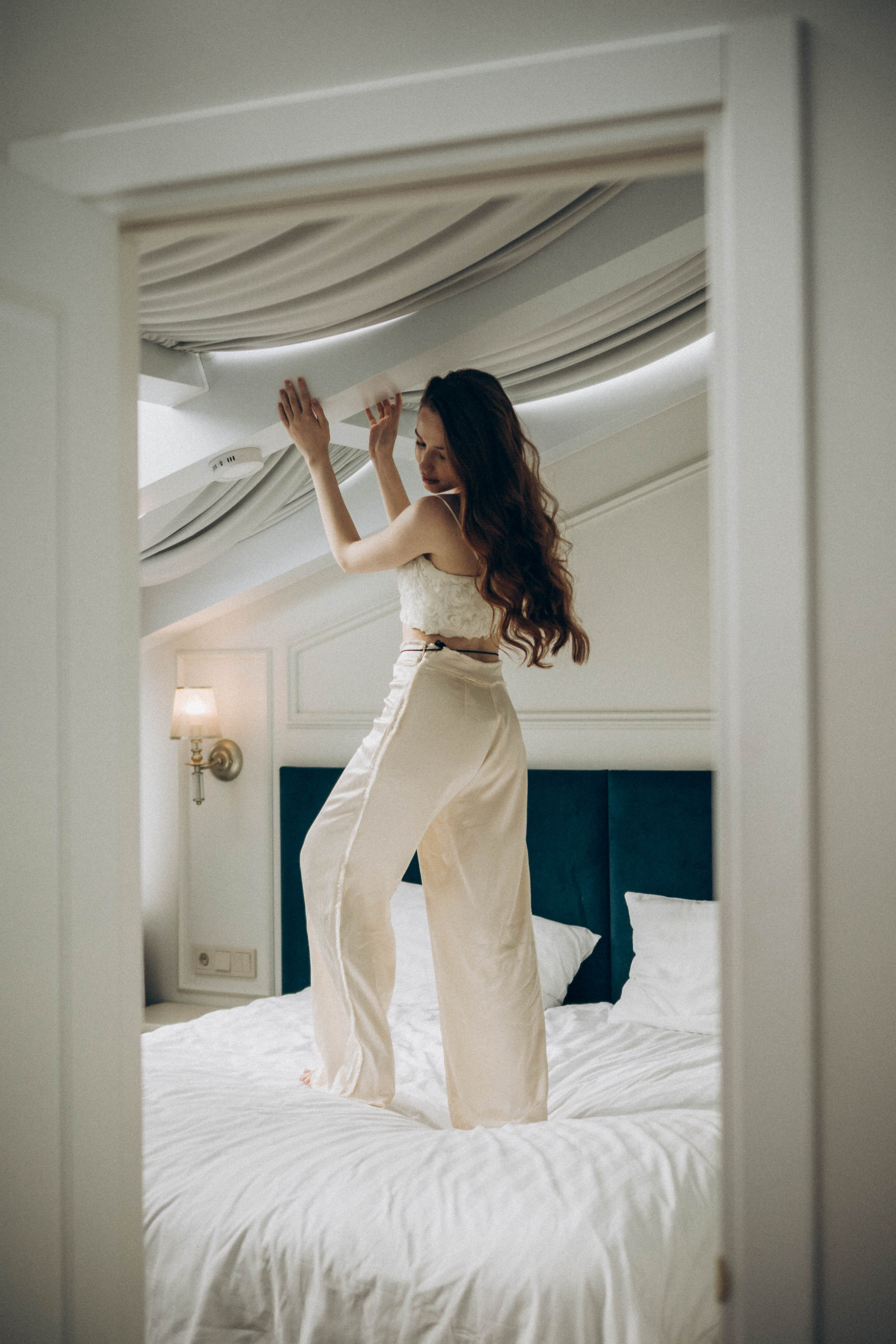 СВАДЕБНАЯ СЬЕМКА В ОТЕЛЕ. СБОРЫ ЖЕНИХА И НЕВЕСТЫ И ТАКЖЕ ТОР И ПОДГОТОВКА К ПРОГУЛКЕ. Профессиональный фотограф, Санкт-Петербург — Виктория Богомолова