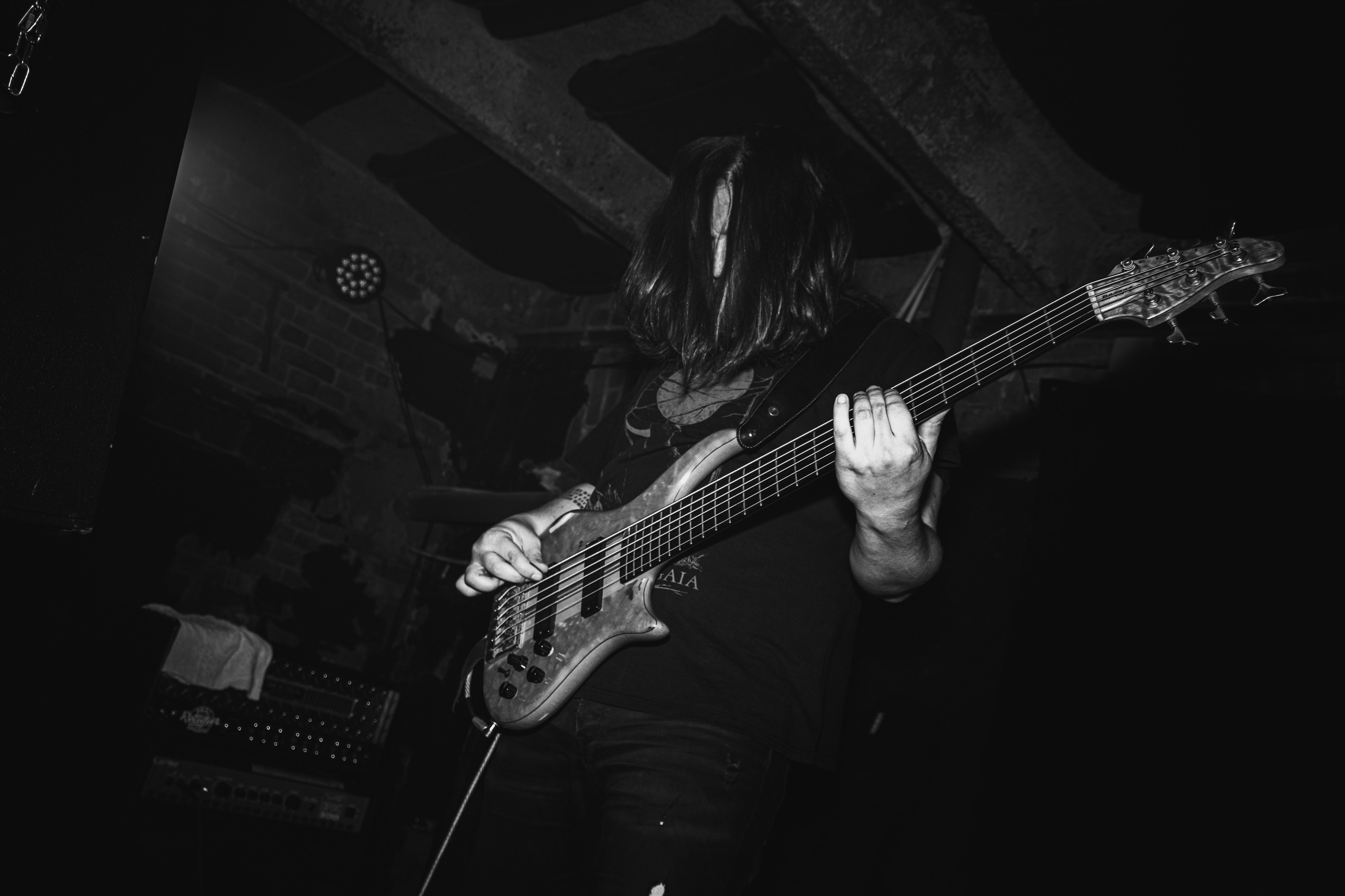 Laugar & Шумы Штормовых Широт & Пожары На Дальнем Севере 11.10.2025. Репортажный фотограф в Москве Legiodot