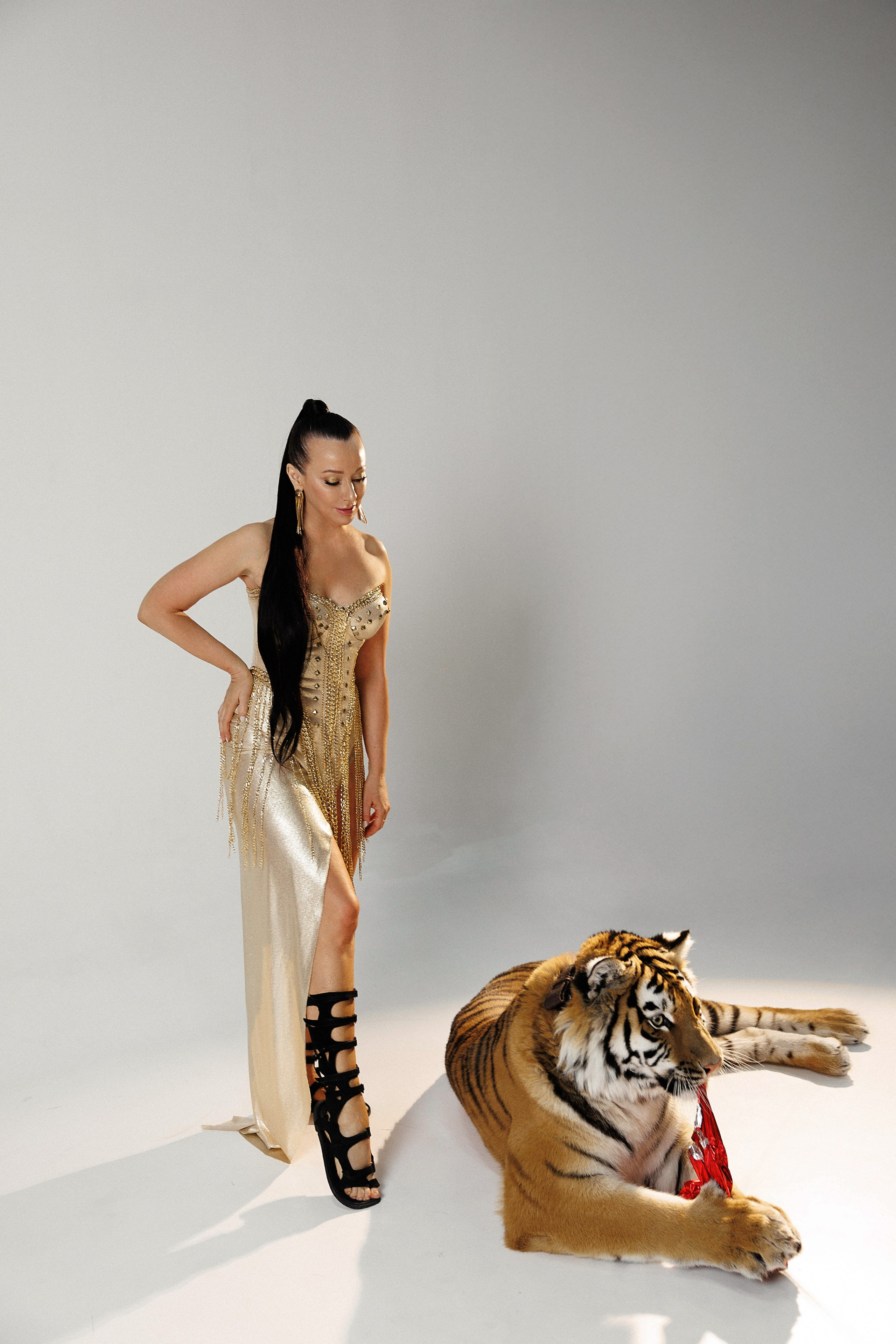 Фотосессия с тигром. Иванова Ирина Свадебный и семейный фотограф г. Уфа