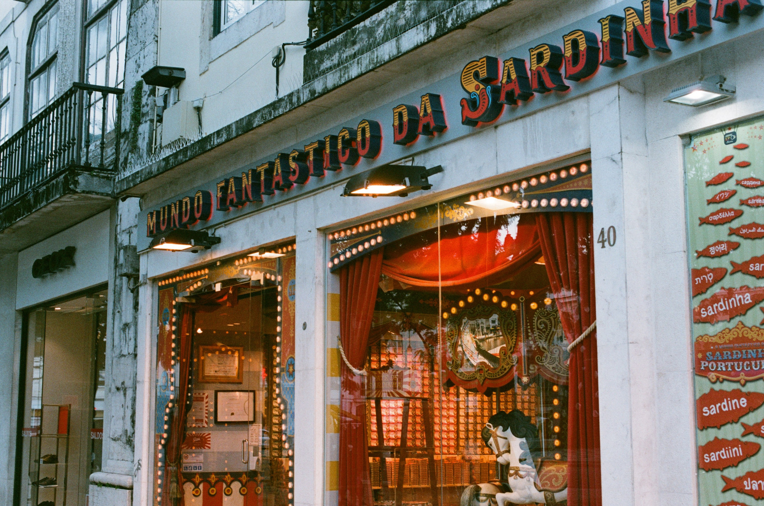 I think i'm ok // portugal, lissabon. EVER EXPOSED