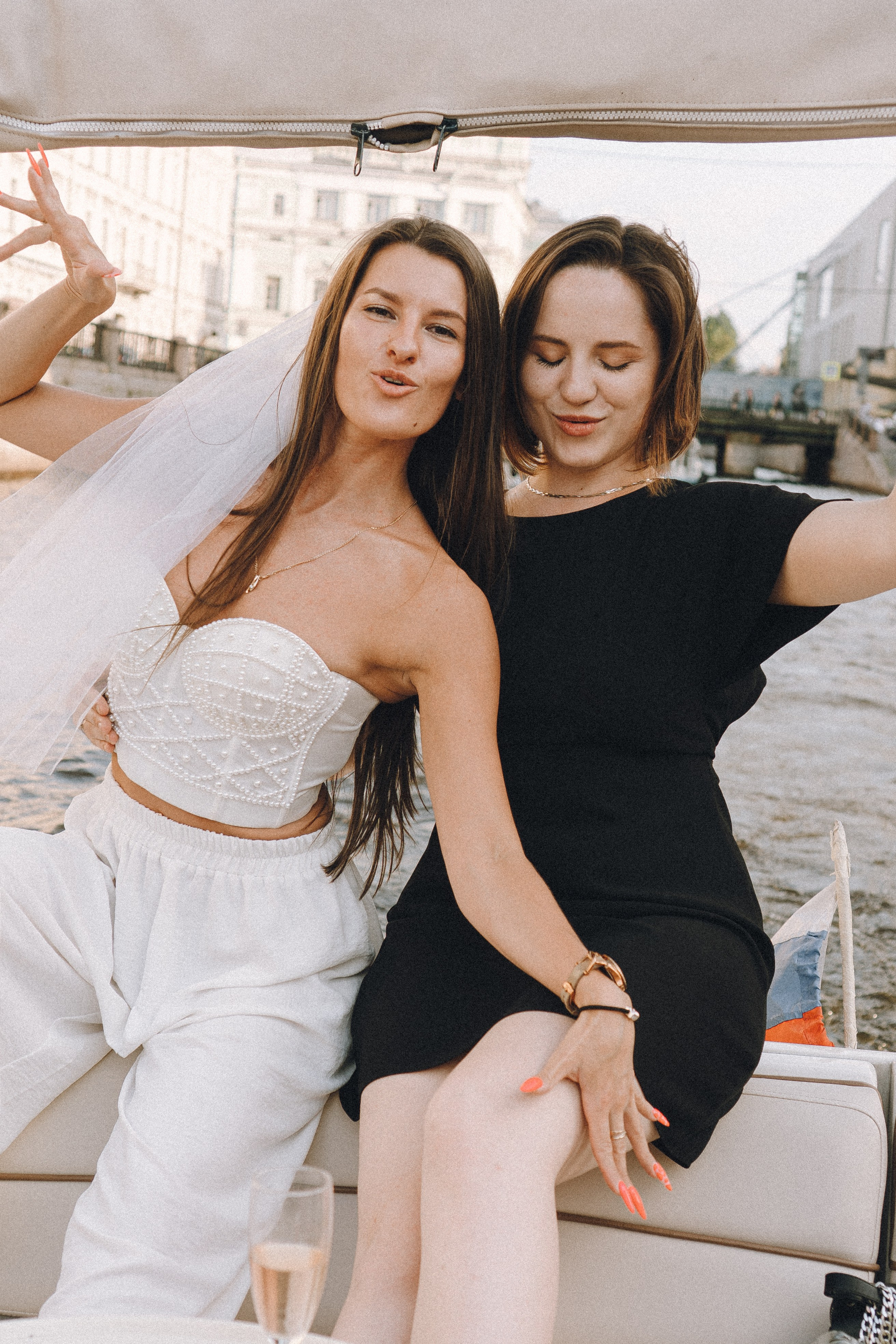 ДЕВИЧНИК НА КАТЕРЕ. Профессиональный фотограф, Санкт-Петербург — Виктория Богомолова